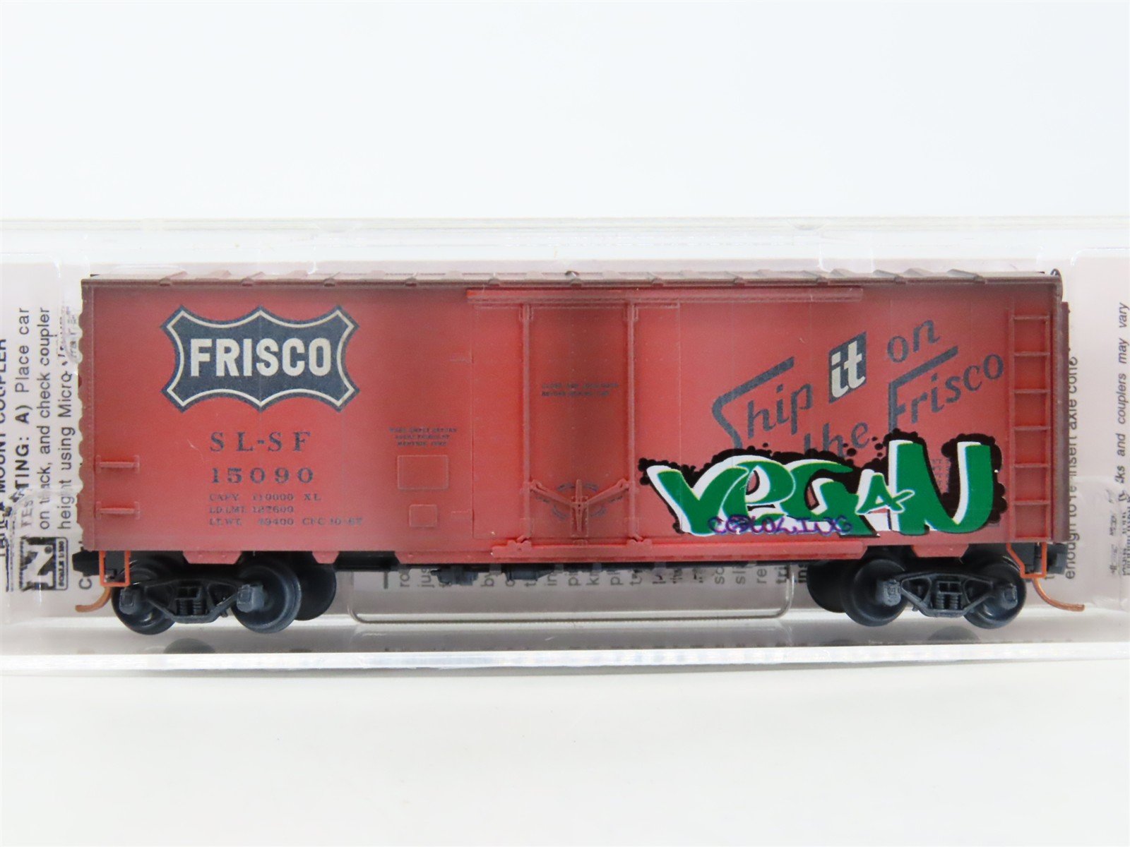 N Scale Micro-Trains MTL 07444090 SL-SF Frisco 40' Box Car #15090 w/ Graffiti