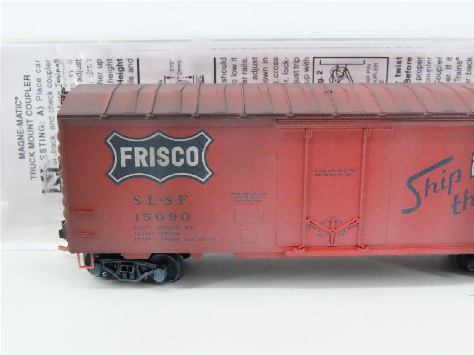 N Scale Micro-Trains MTL 07444090 SL-SF Frisco 40' Box Car #15090 w/ Graffiti