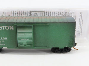 N Micro-Trains MTL 02444310 CB&Q Burlington Route 40' Boxcar #34236 w/ Graffiti