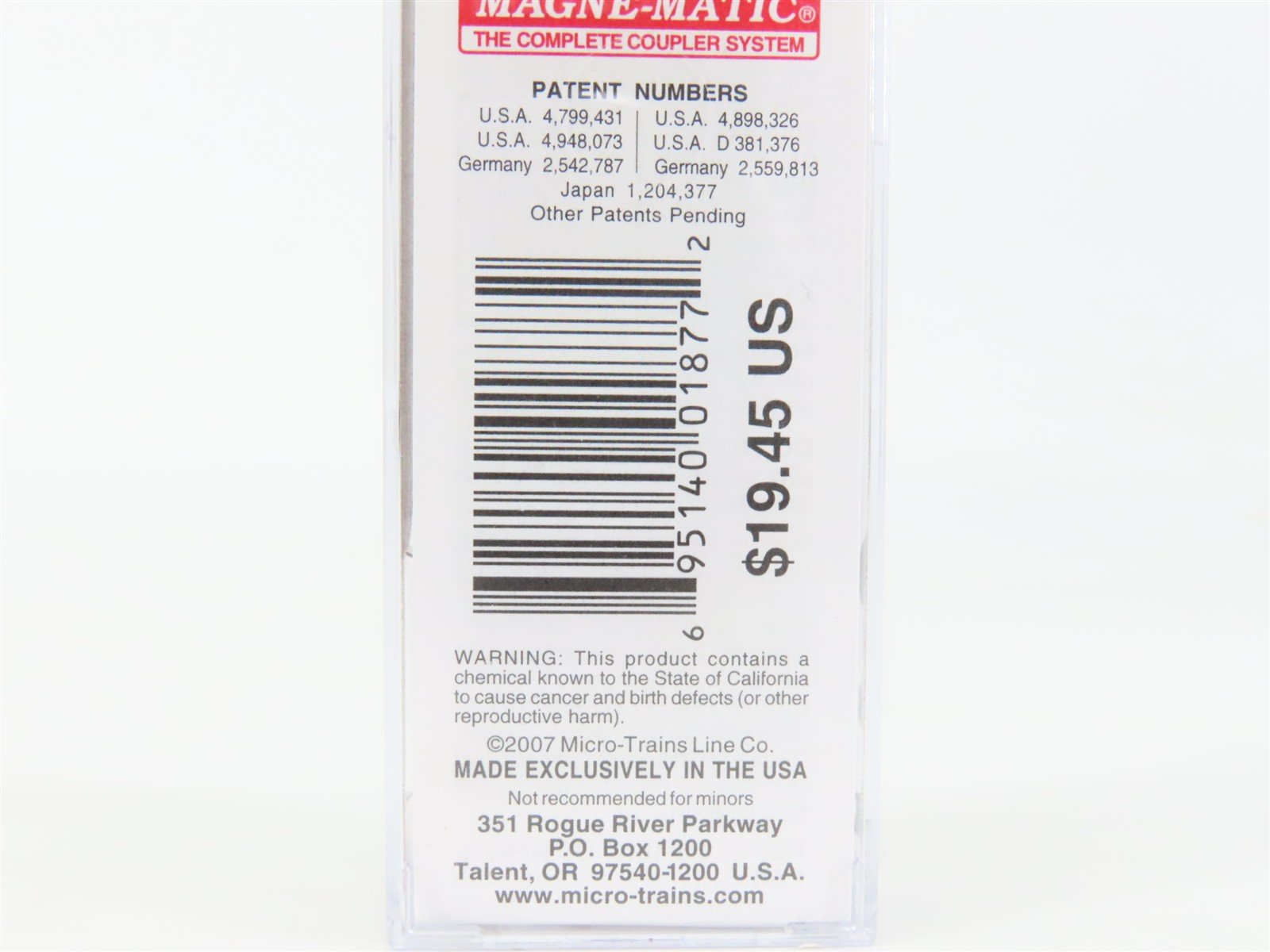 N Scale Micro-Trains MTL 03100060 NP Northern Pacific 50' Box Car #31452 w/ Load