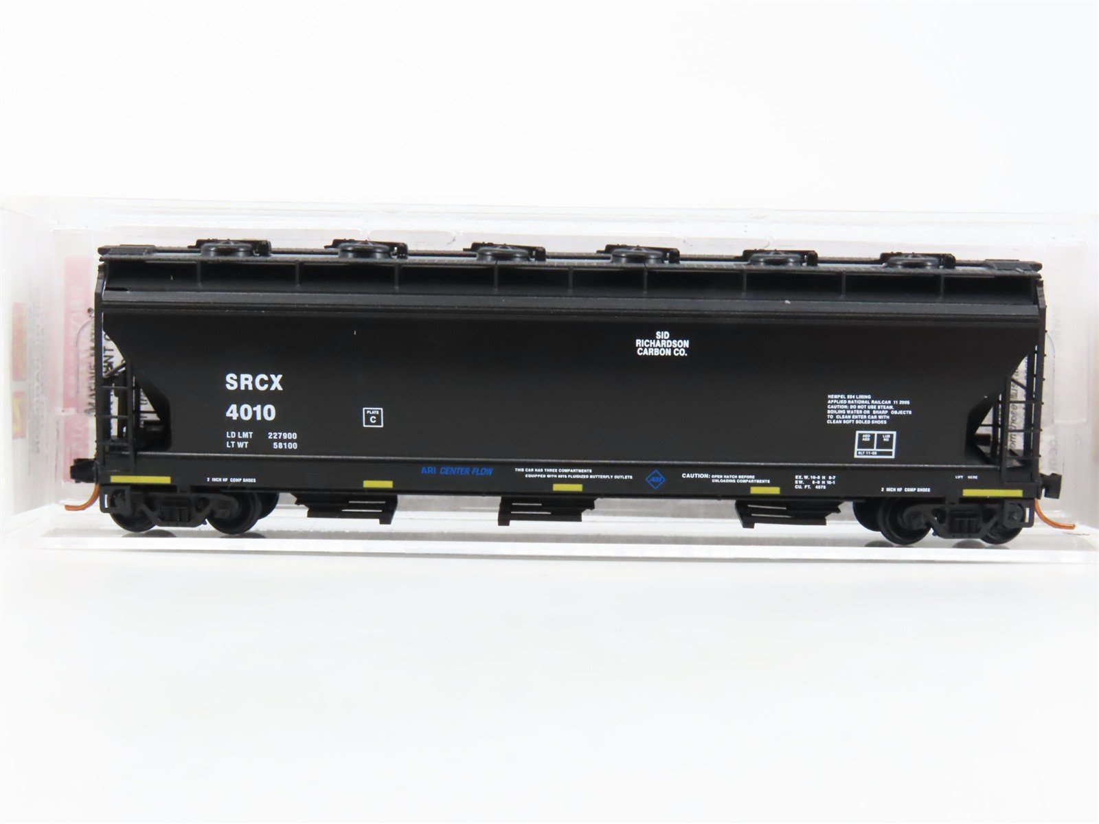 N Scale Micro-Trains MTL 09300100 SRCX Sid Richardson Carbon 3-Bay Hopper #4010