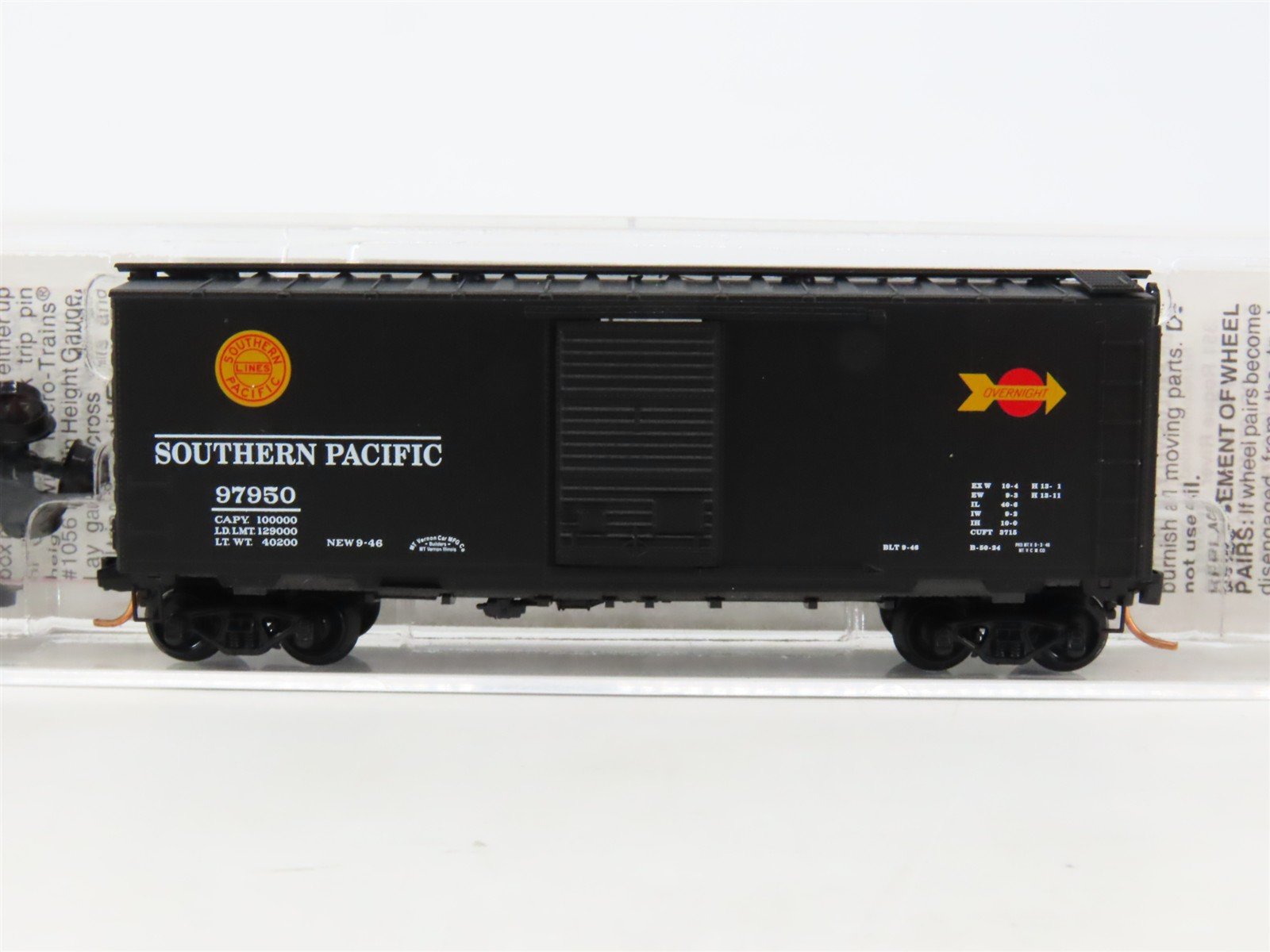 N Scale Micro-Trains MTL 20090 SP Southern Pacific Overnight 40' Box Car #97950