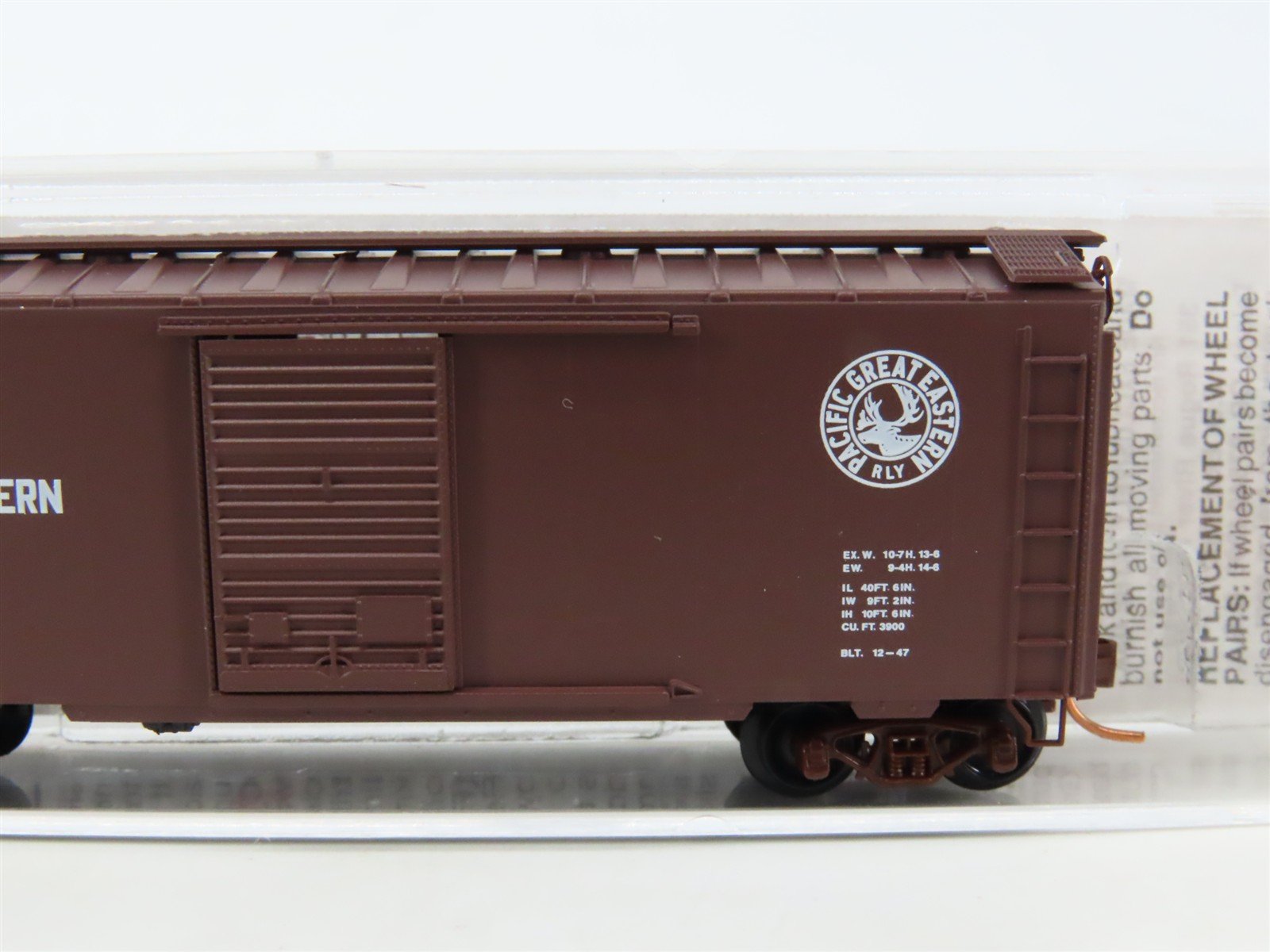 N Scale Micro-Trains MTL 20970 PGE Pacific Great Eastern 40' Box Car #4015
