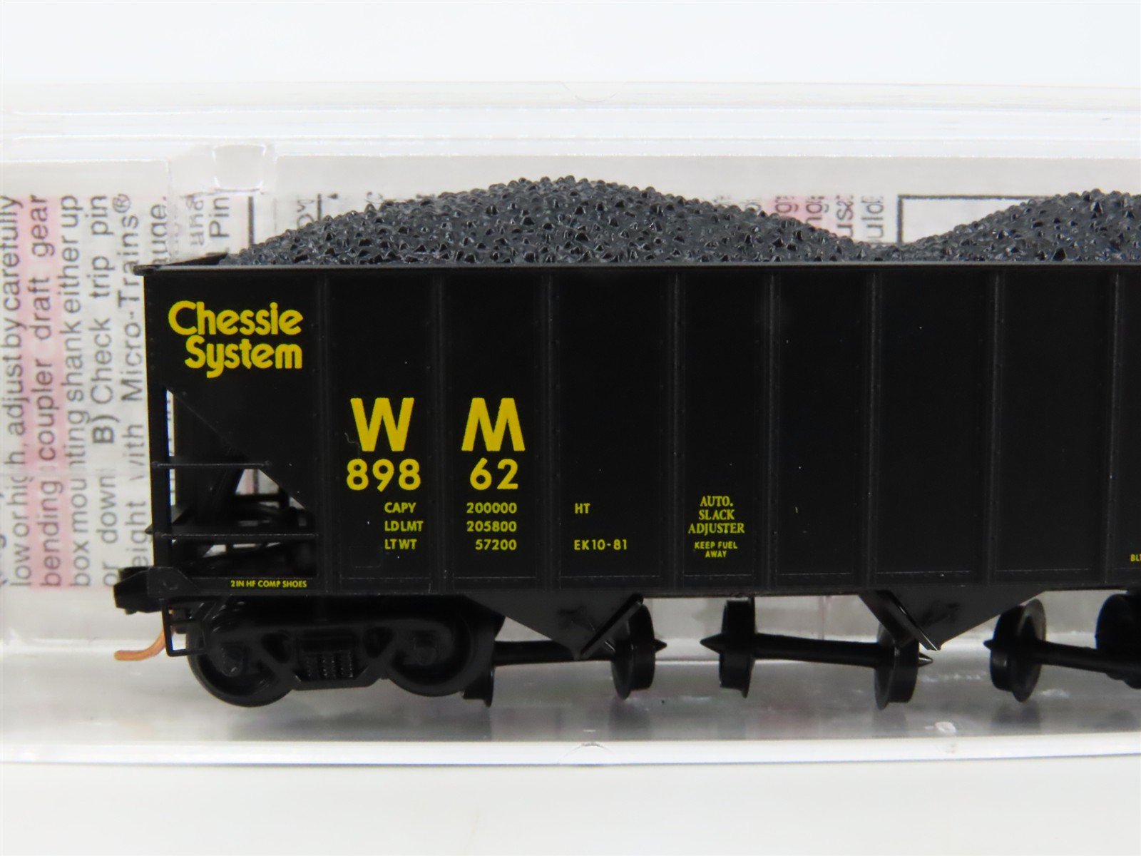 N Scale Micro-Trains MTL 108150 WM Chessie System 3-Bay Hopper #89862 w/ Load