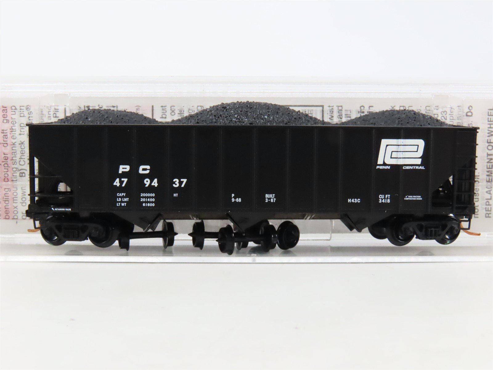 N Scale Micro-Trains MTL 108140 PC Penn Central 3-Bay Hopper #479437 w/ Load