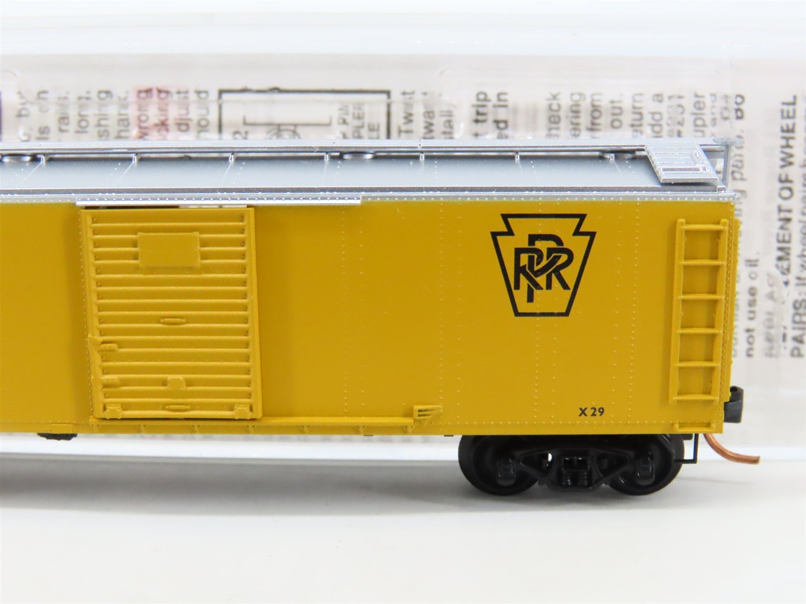 N Scale Micro-Trains MTL 120710 PRR Pennsylvania 40' Steel Box Car #489546