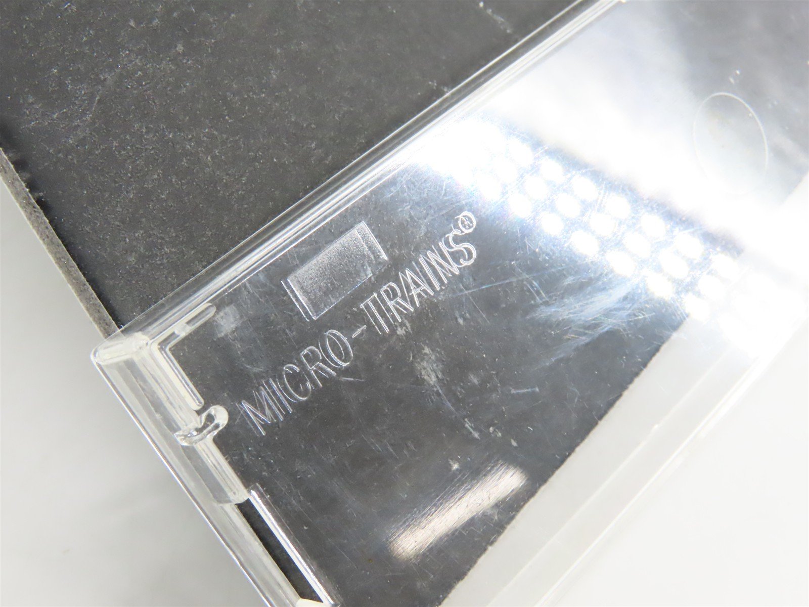 N Scale Micro-Trains MTL 94170 ROCK The Rock 3-Bay Covered Hopper #800056