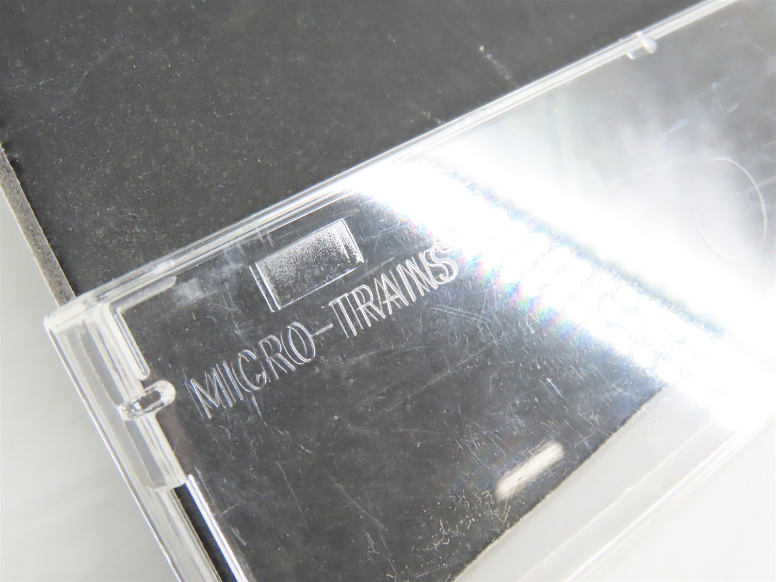 N Scale Micro-Trains MTL 93090 SMNX Solvay Minerals 3-Bay Covered Hopper #472