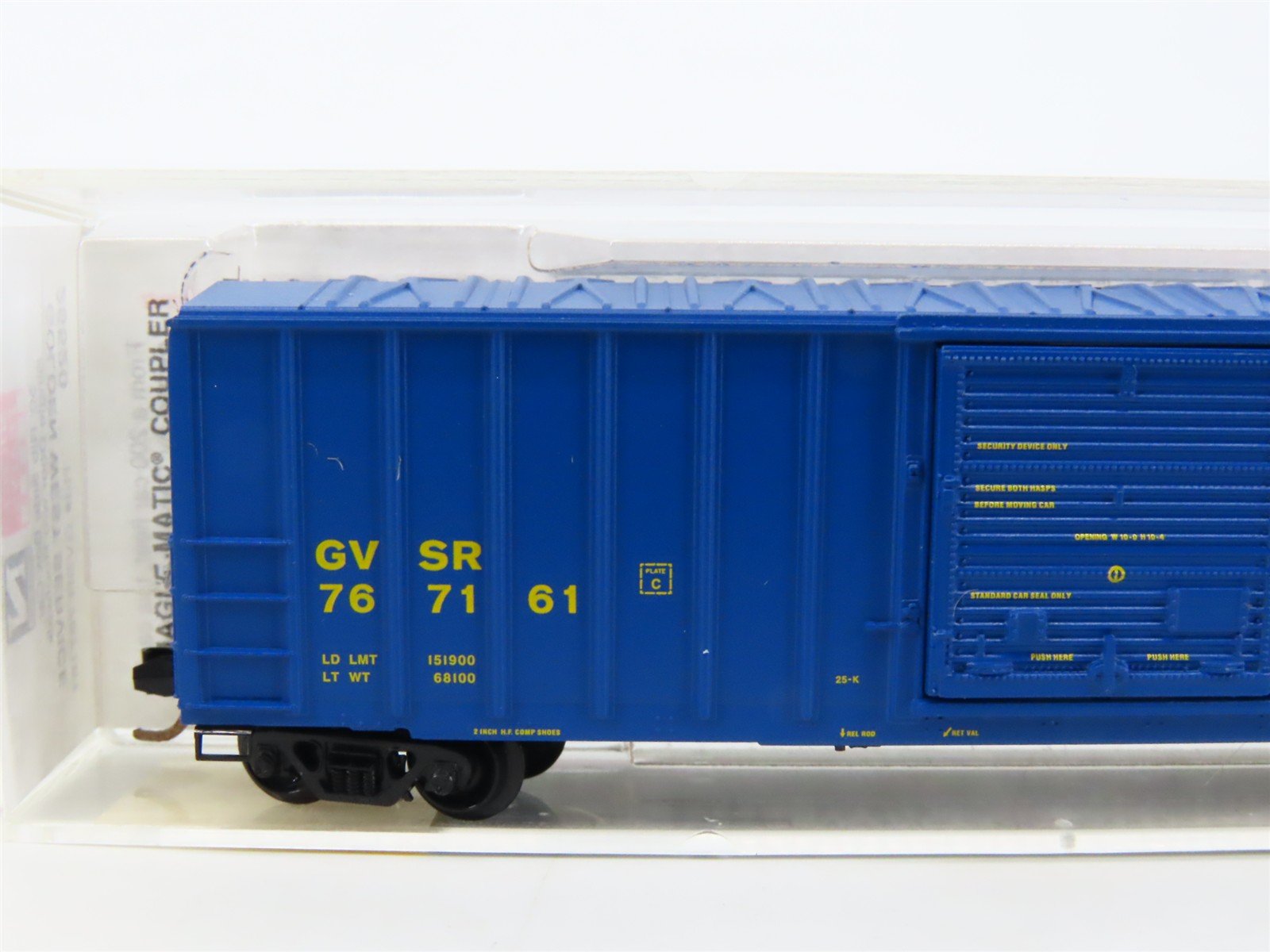 N Scale Micro-Trains MTL 25520 GVSR Golden West Service 50' Box Car #767161