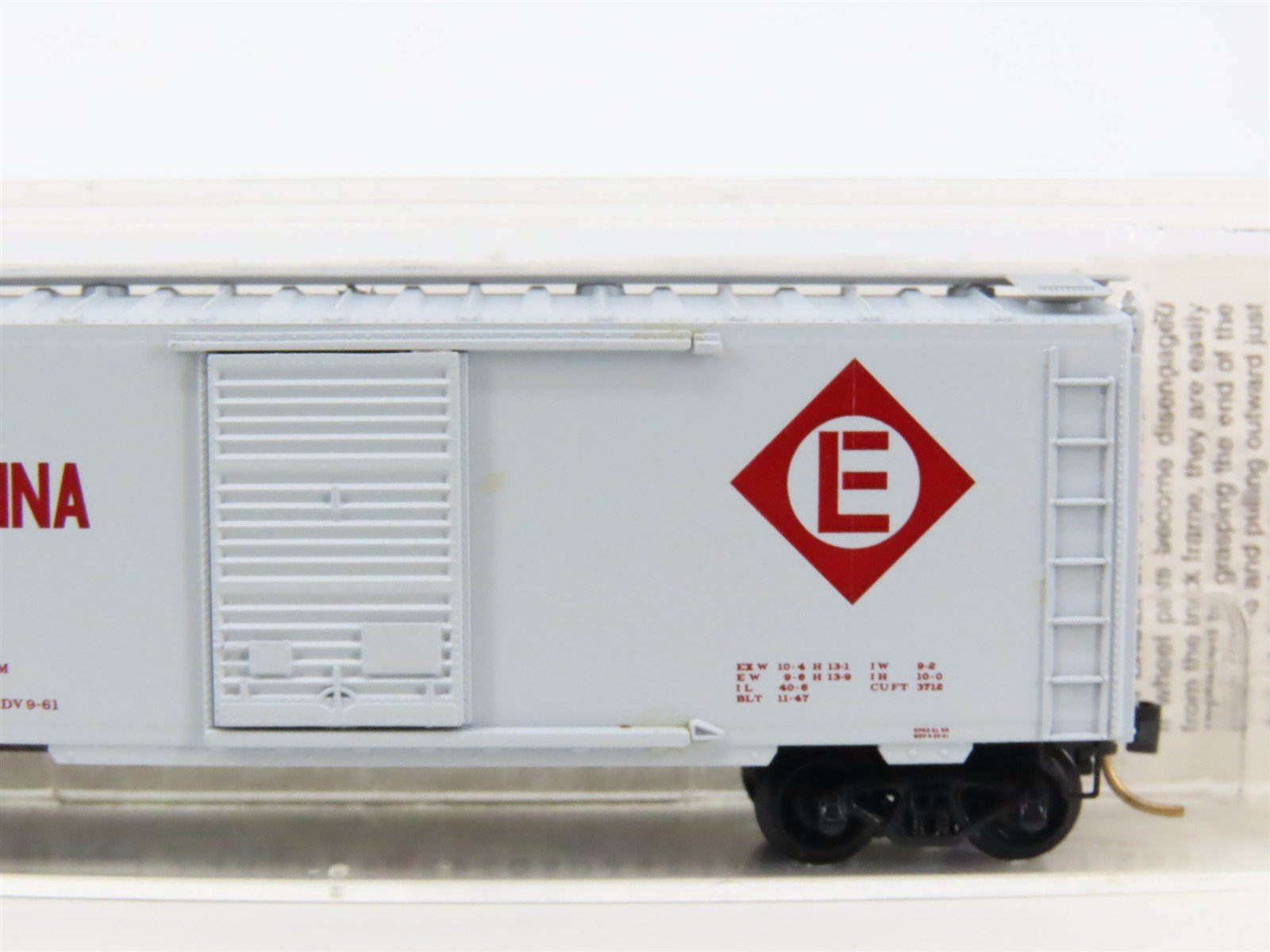 N Scale Micro-Trains MTL 20360 EL Erie Lackawanna 40' Single Door Boxcar #73113