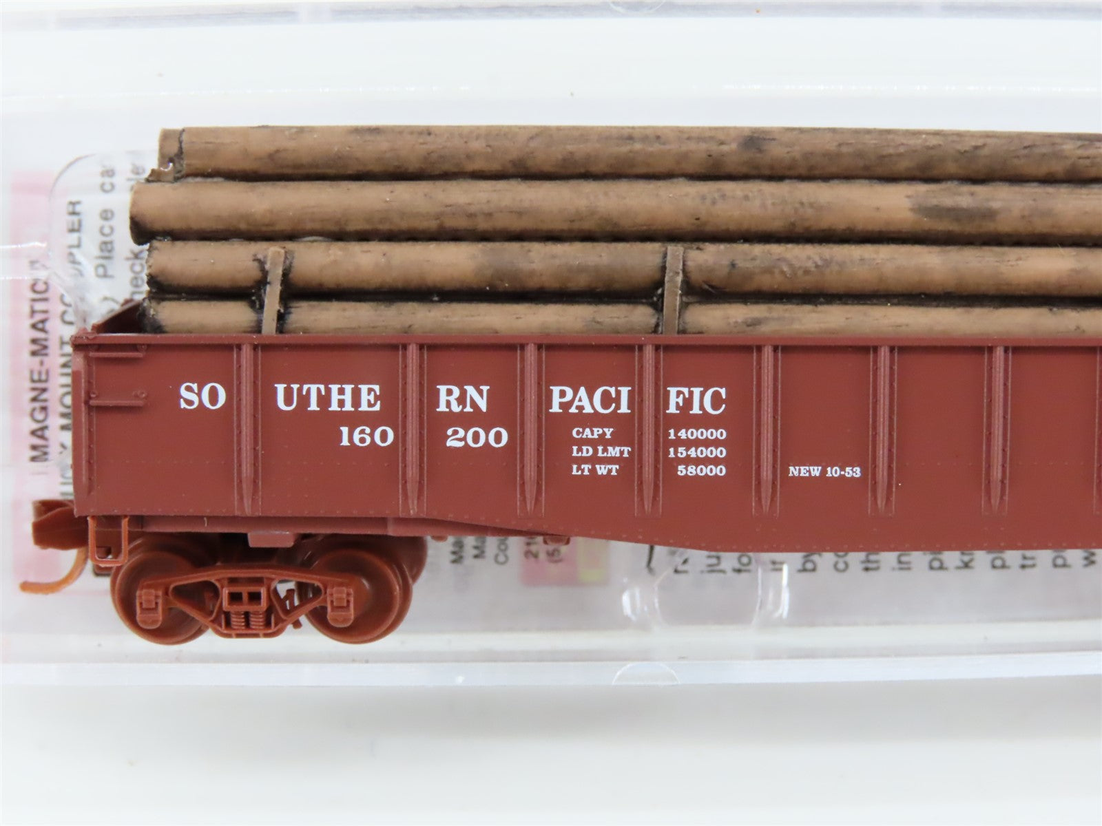 N Micro-Trains MTL 04600282 SP Southern Pacific 50' Gondola #160200 w/ Load