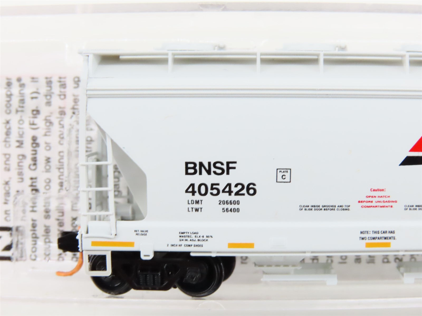N Scale Micro-Trains MTL 09200281 BNSF Railway 2-Bay Covered Hopper #405426