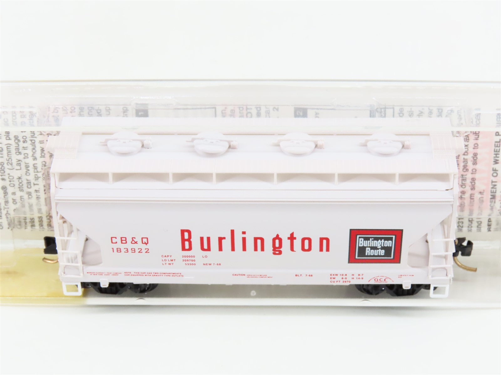 N Micro-Trains MTL 92070 CB&Q Burlington Route 2-Bay Centerflow Hopper #183922
