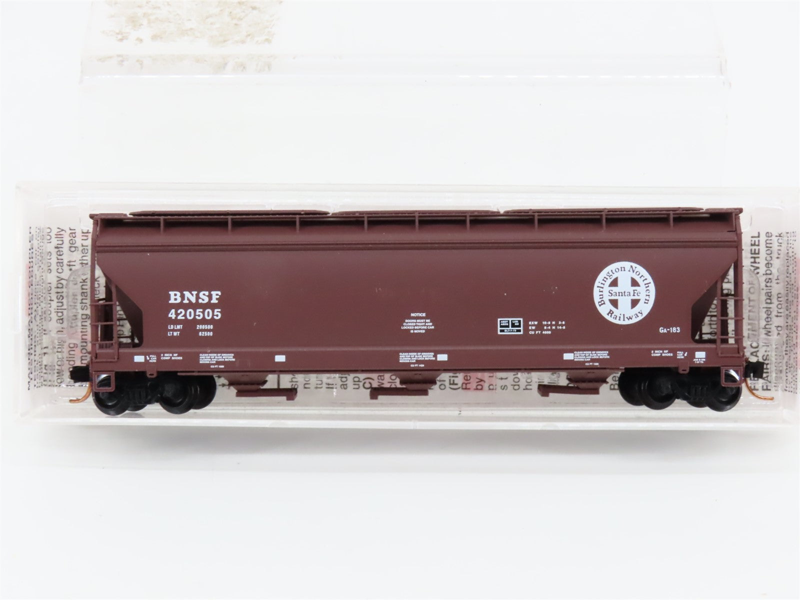 N Scale Micro-Trains MTL 94180 BNSF Railway 3-Bay Covered Hopper #420505