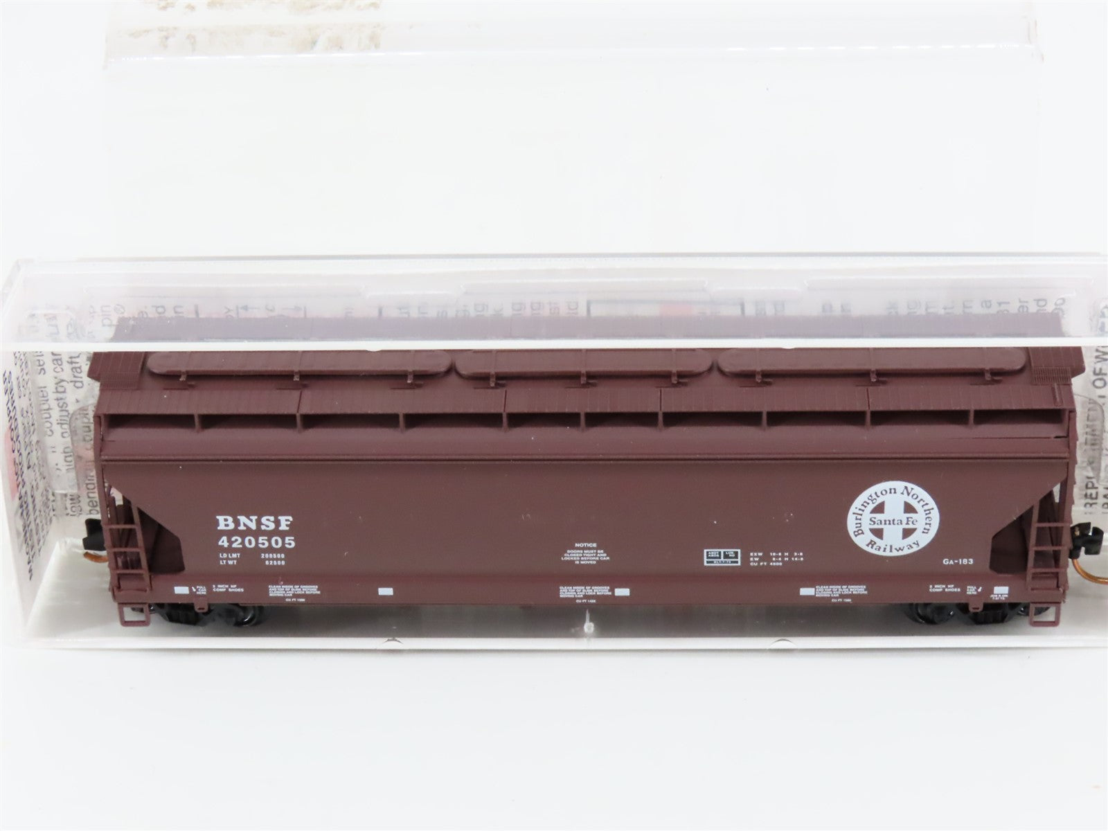 N Scale Micro-Trains MTL 94180 BNSF Railway 3-Bay Covered Hopper #420505