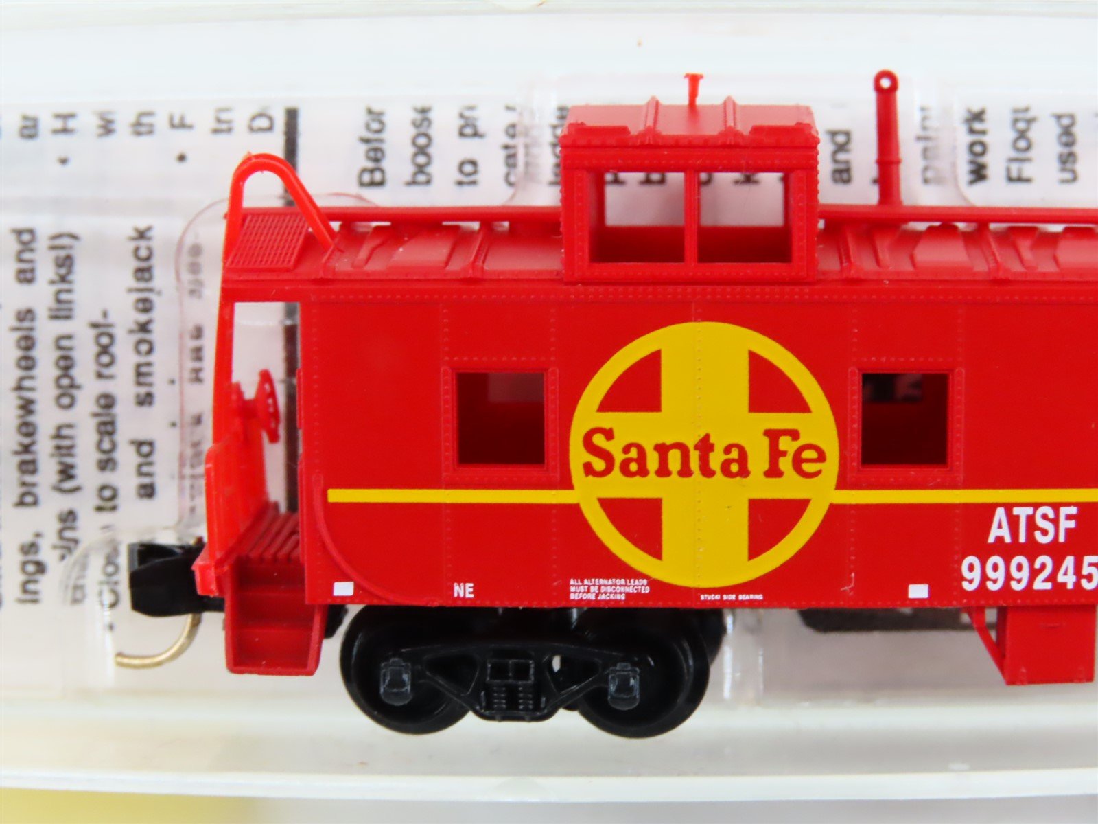 N Scale Micro-Trains MTL 100030 ATSF Santa Fe 36' Steel Side Caboose #999245