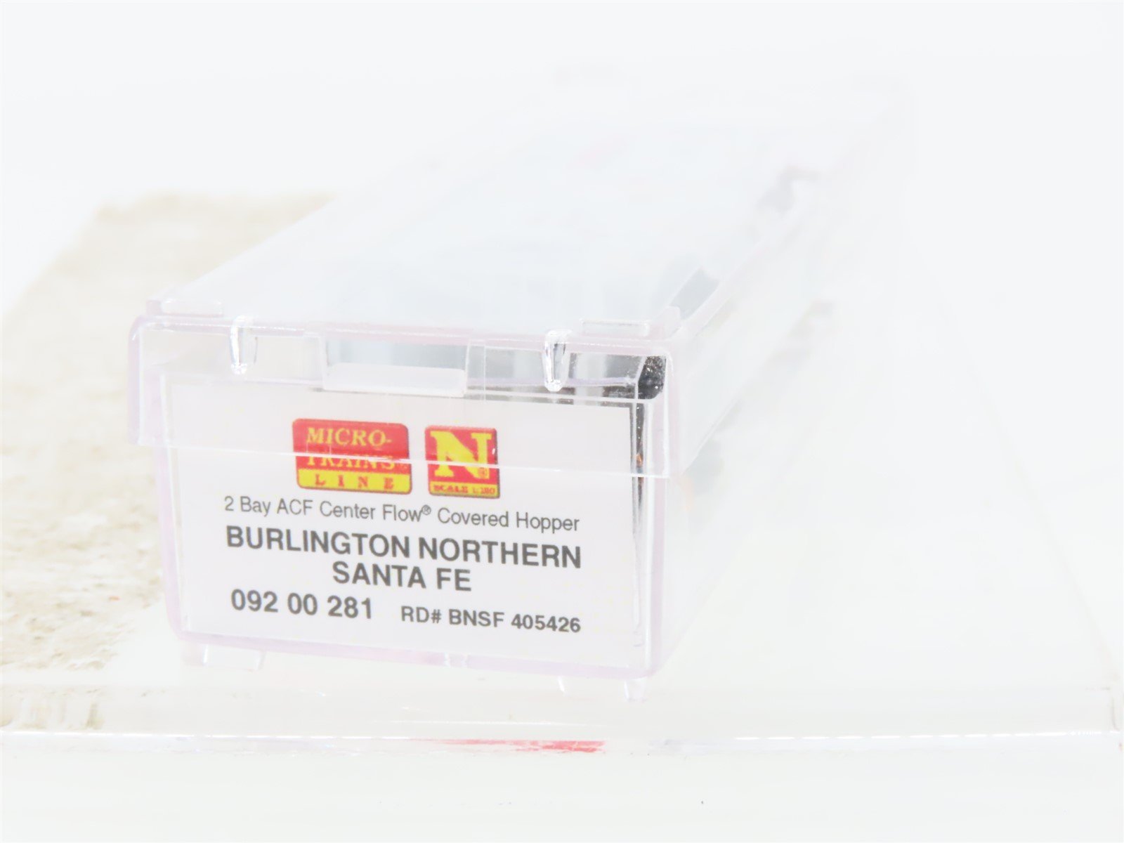 N Scale Micro-Trains MTL 09200281 BNSF Railway 2-Bay Centerflow Hopper #405426