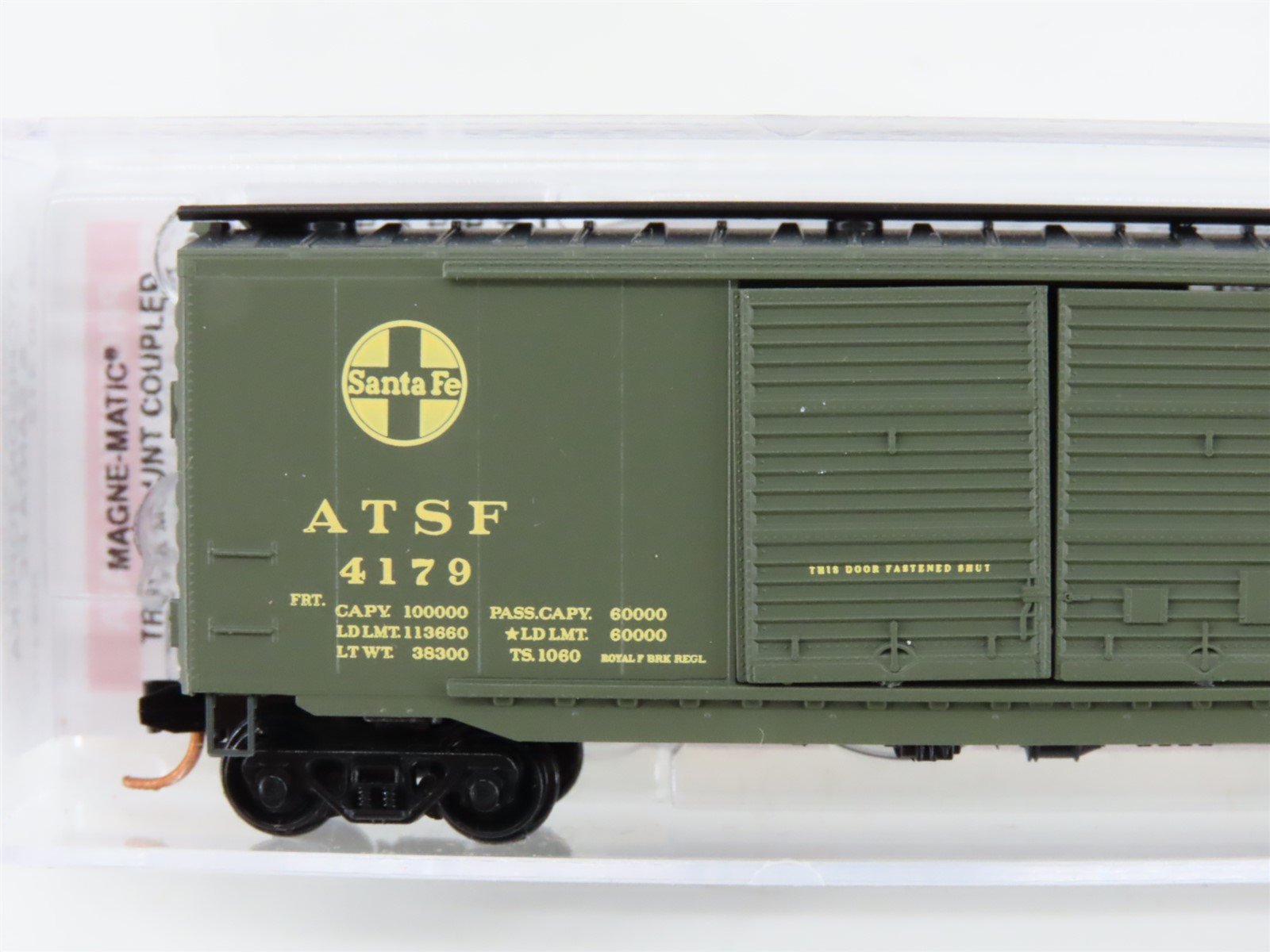 N Scale Micro-Trains MTL 03400412 ATSF Santa Fe 50' Double Door Box Car #4179