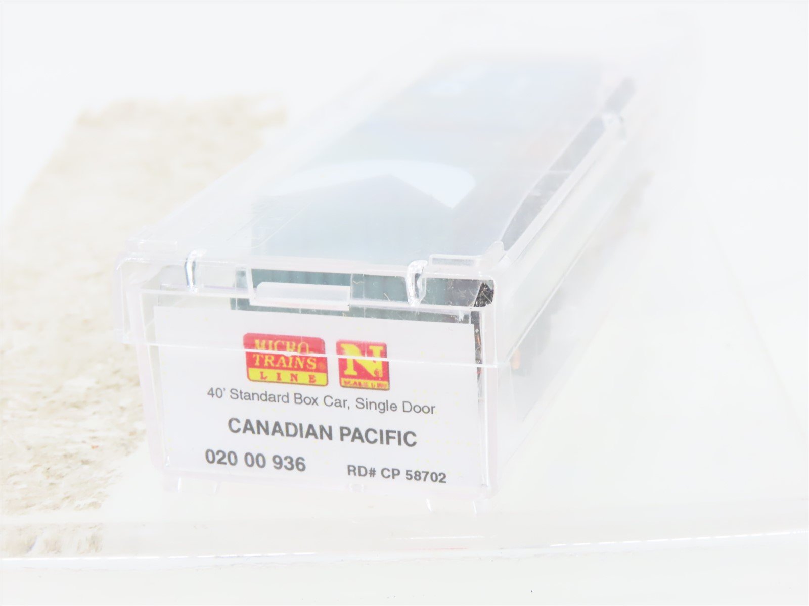 N Scale Micro-Trains MTL 02000936 CP Rail Canadian Pacific 40' Box Car #58702