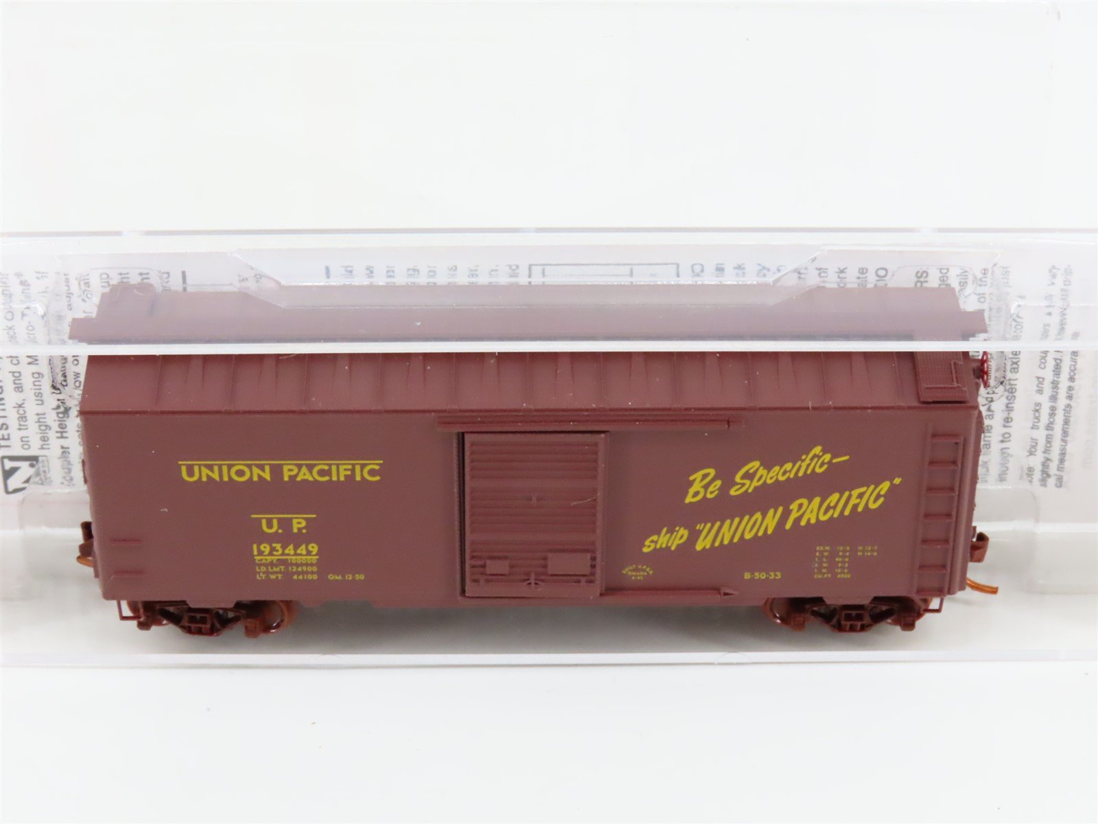 N Scale Micro-Trains MTL 02000298 UP Union Pacific 40' Boxcar #193449 w/ Load