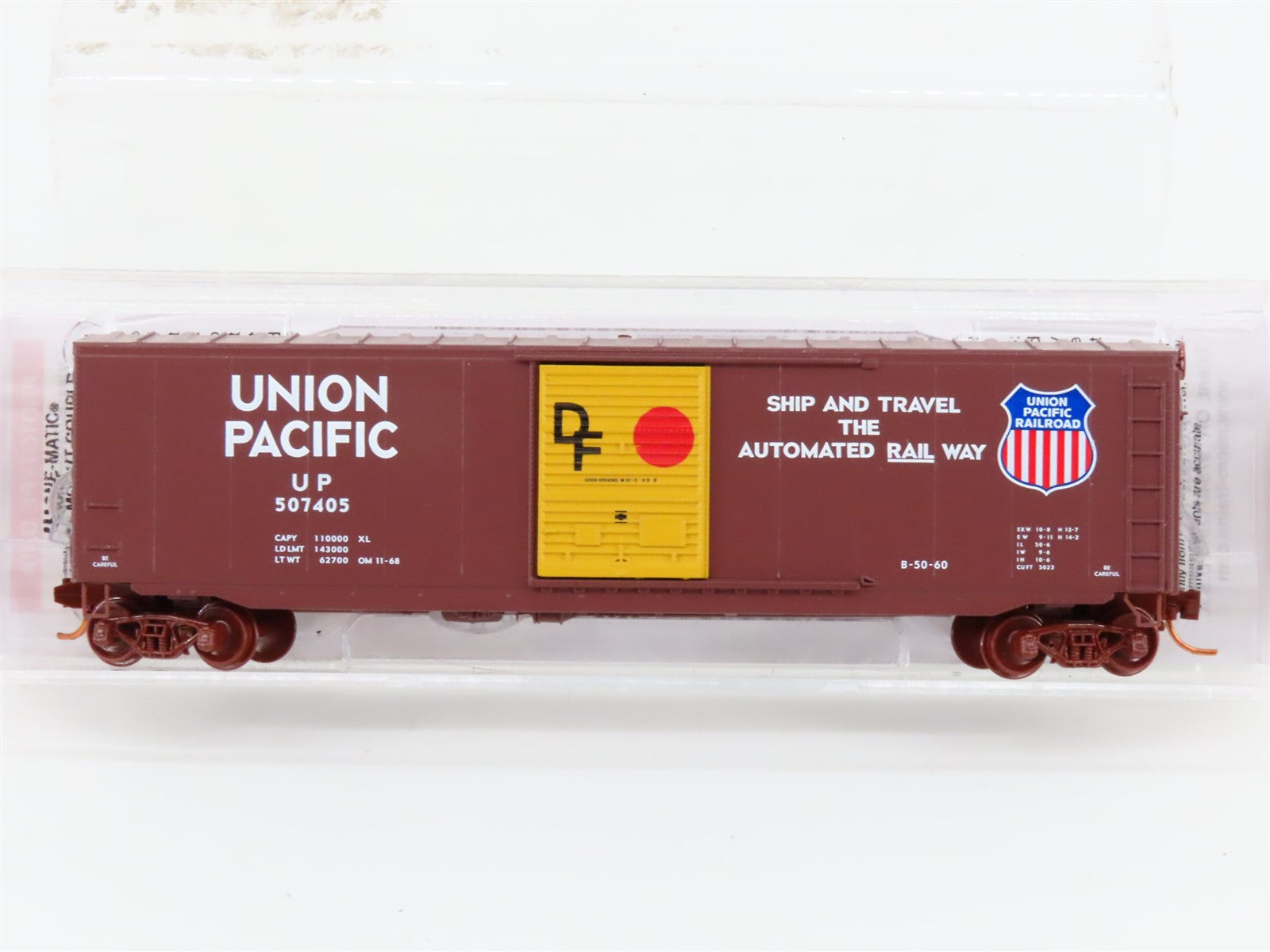 N Scale Micro-Trains MTL 07700050 UP Union Pacific 50' Box Car #507405
