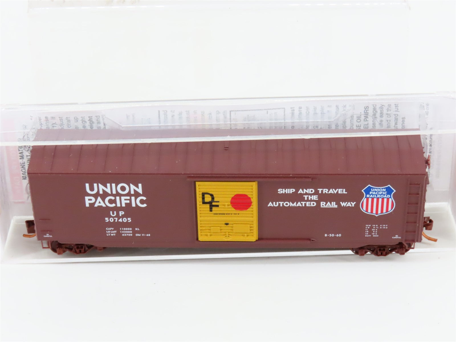 N Scale Micro-Trains MTL 07700050 UP Union Pacific 50' Box Car #507405