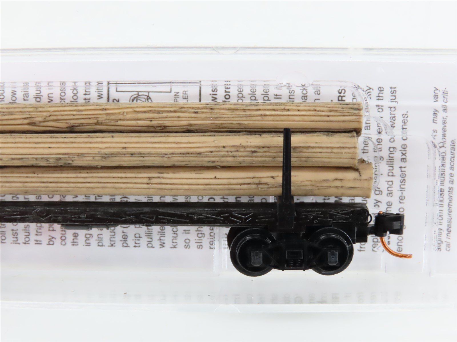 N Scale Micro-Trains MTL 11400090 40' Modern Log Car w/ Uprights & Log Load