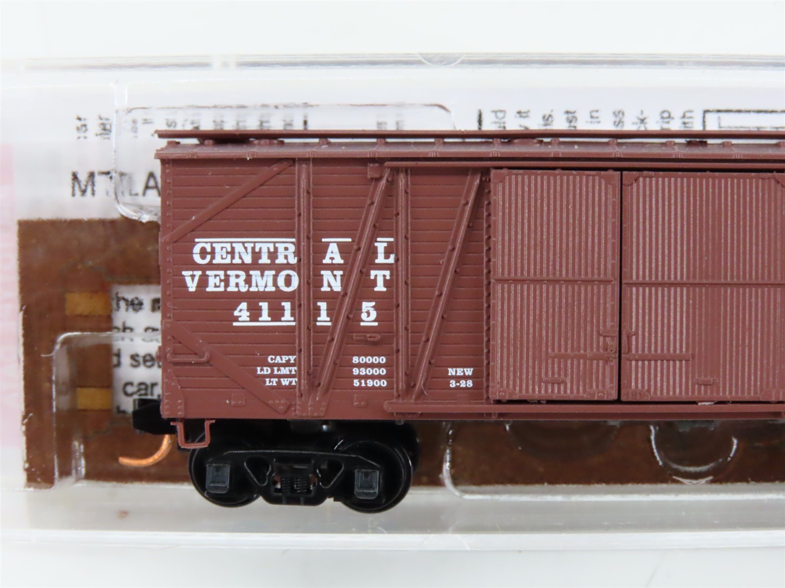 N Scale Micro-Trains MTL 02900050 CV Central Vermont 40' Box Car #41115