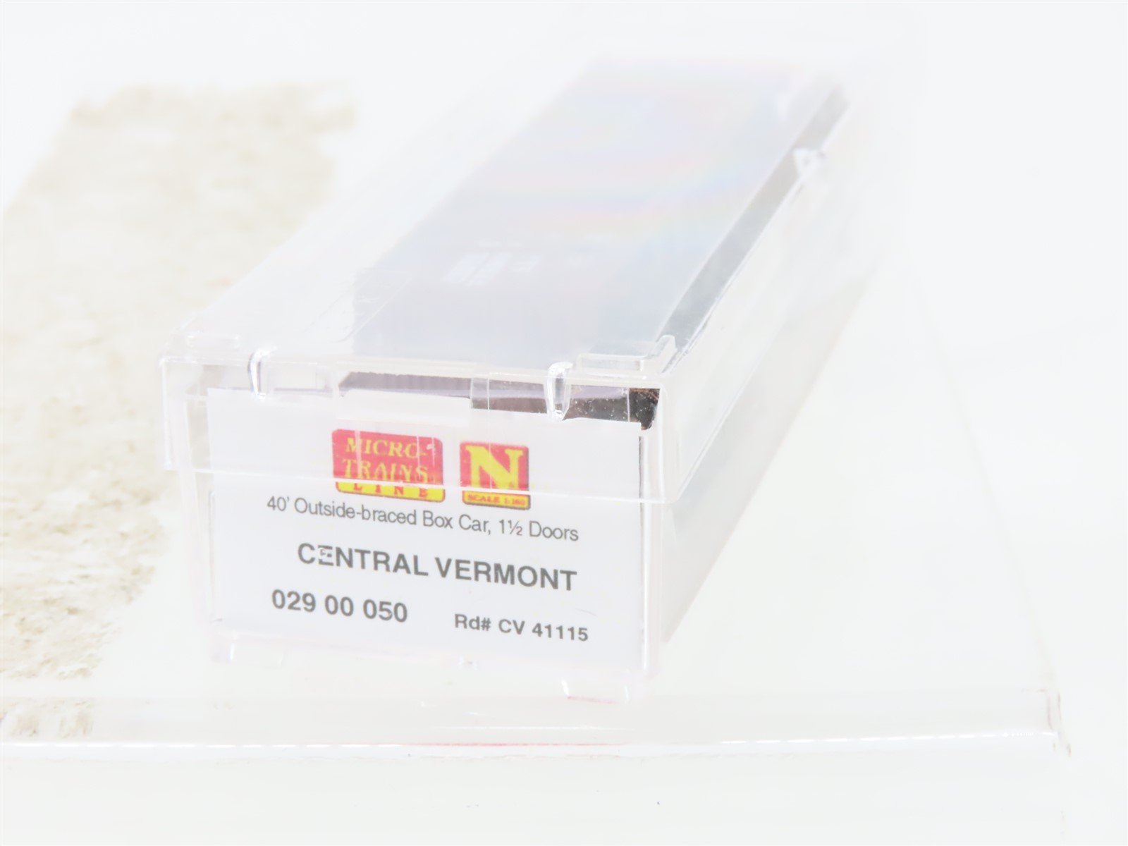 N Scale Micro-Trains MTL 02900050 CV Central Vermont 40' Box Car #41115
