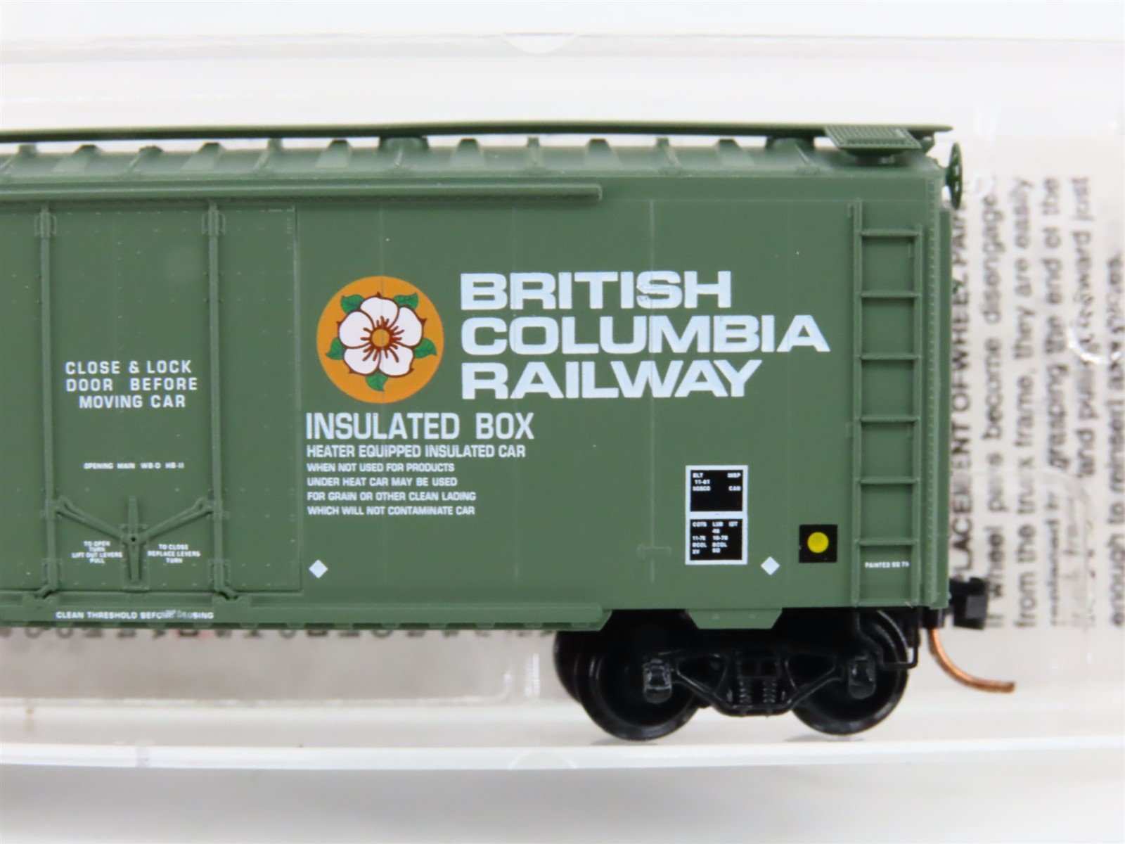 N Scale Micro-Trains MTL 21230 BCOL British Columbia 40' Box Car #8002