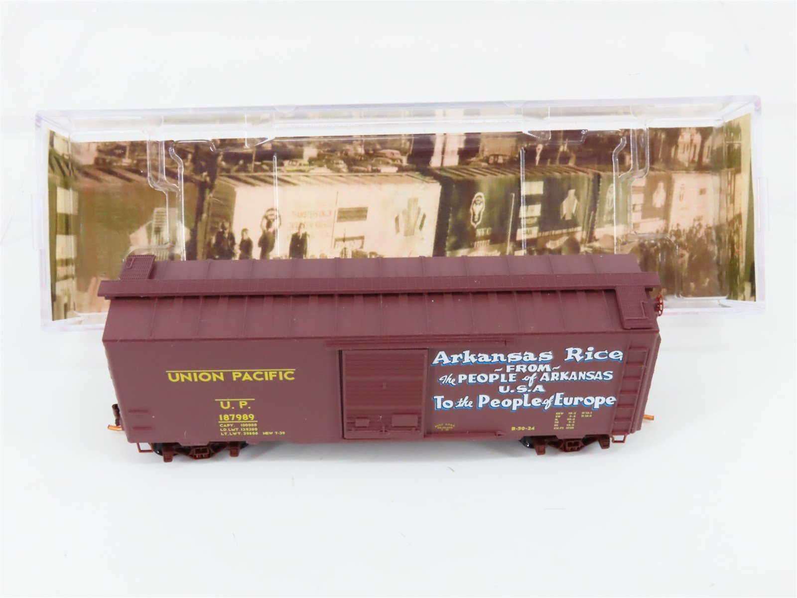 N Scale Micro-Trains MTL 02000017 UP Friendship Arkansas 40' Box Car #187989