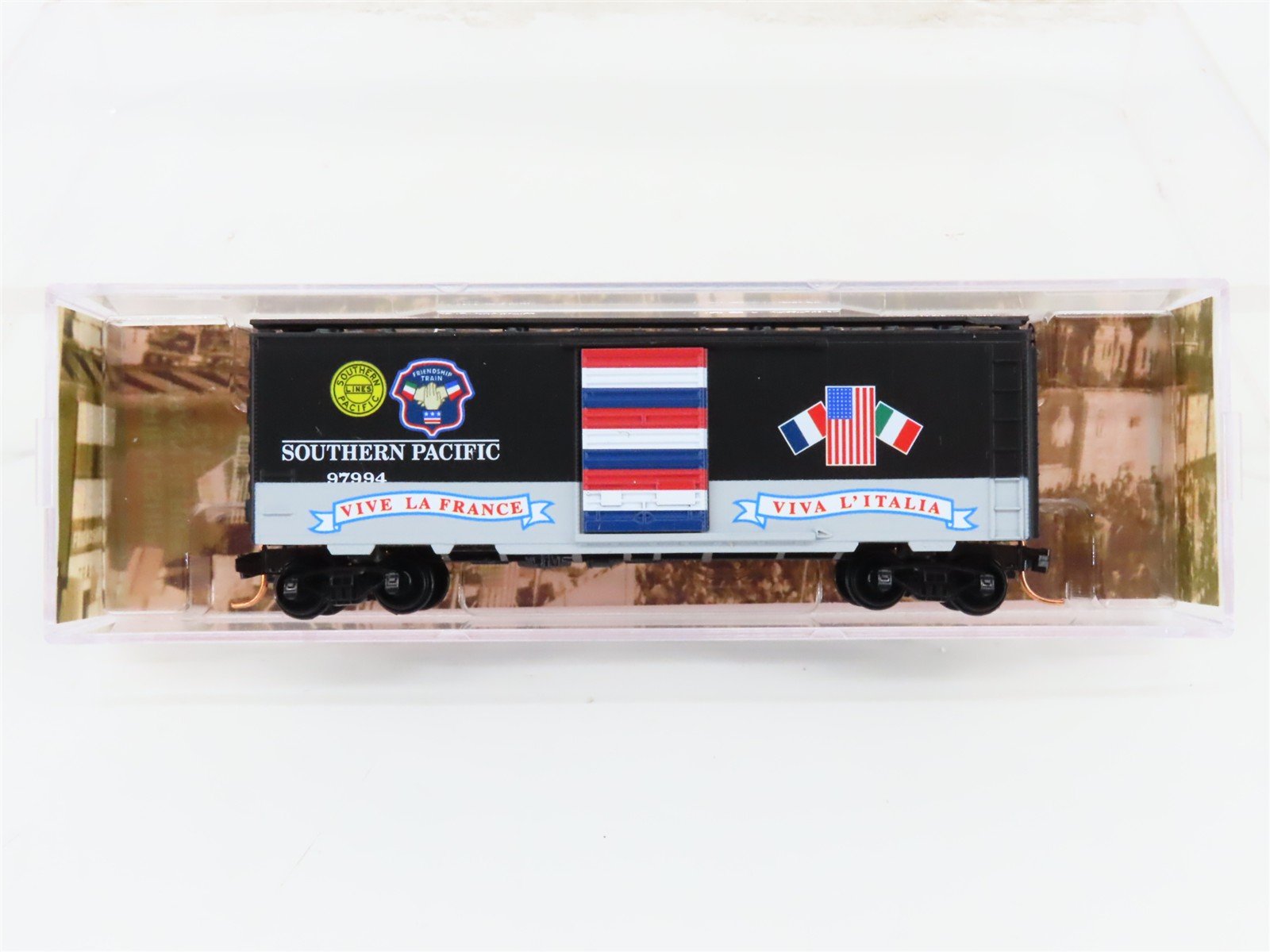 N Micro-Trains MTL 02000027 SP Southern Pacific Friendship 40' Box Car #97994