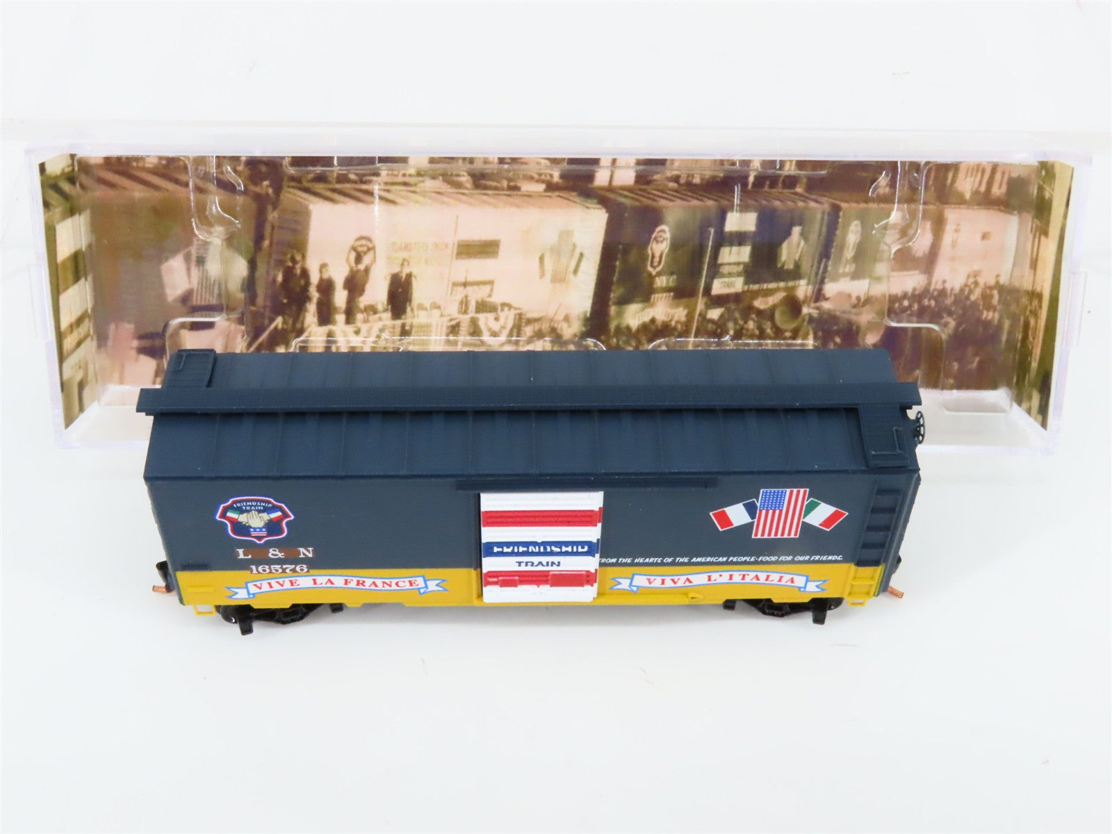 N Scale Micro-Trains MTL 02000057 L&N Friendship Train 40' Box Car #16576