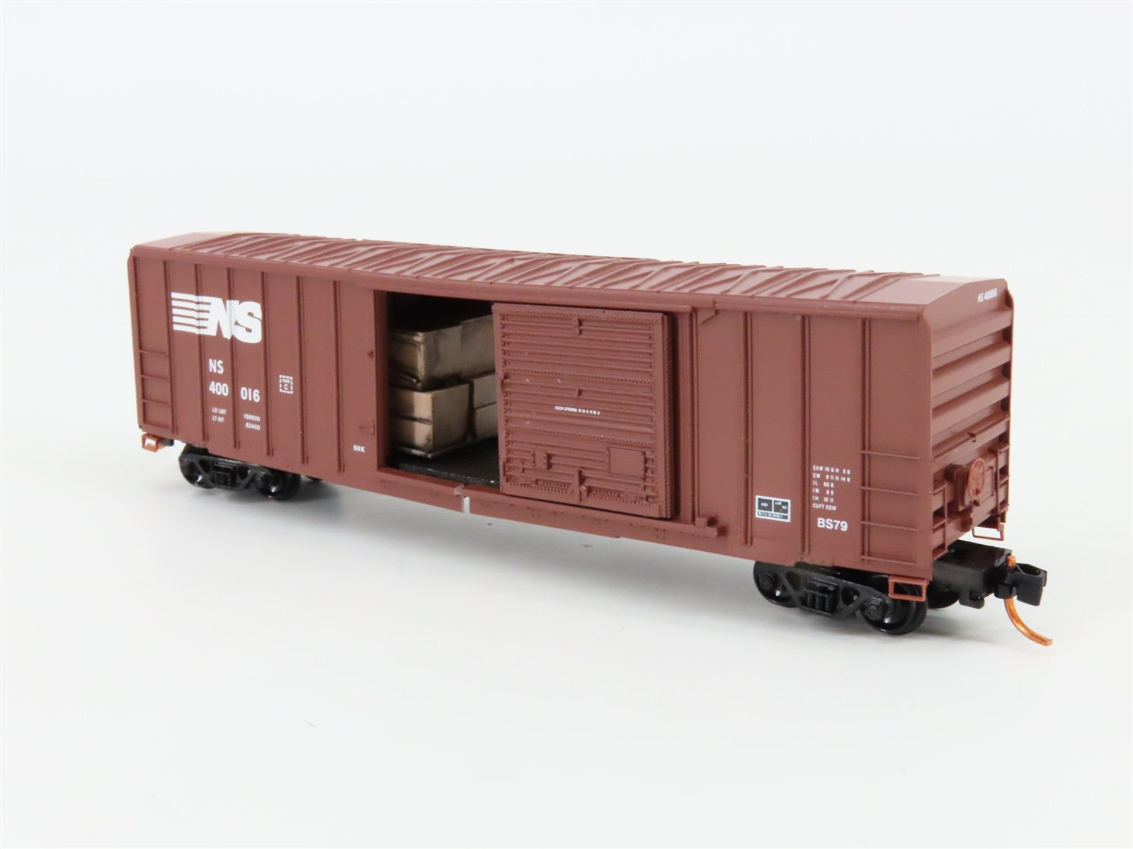 N Scale Micro-Trains MTL 02500732 NS Norfolk Southern 50' Boxcar #400016 w/ Load