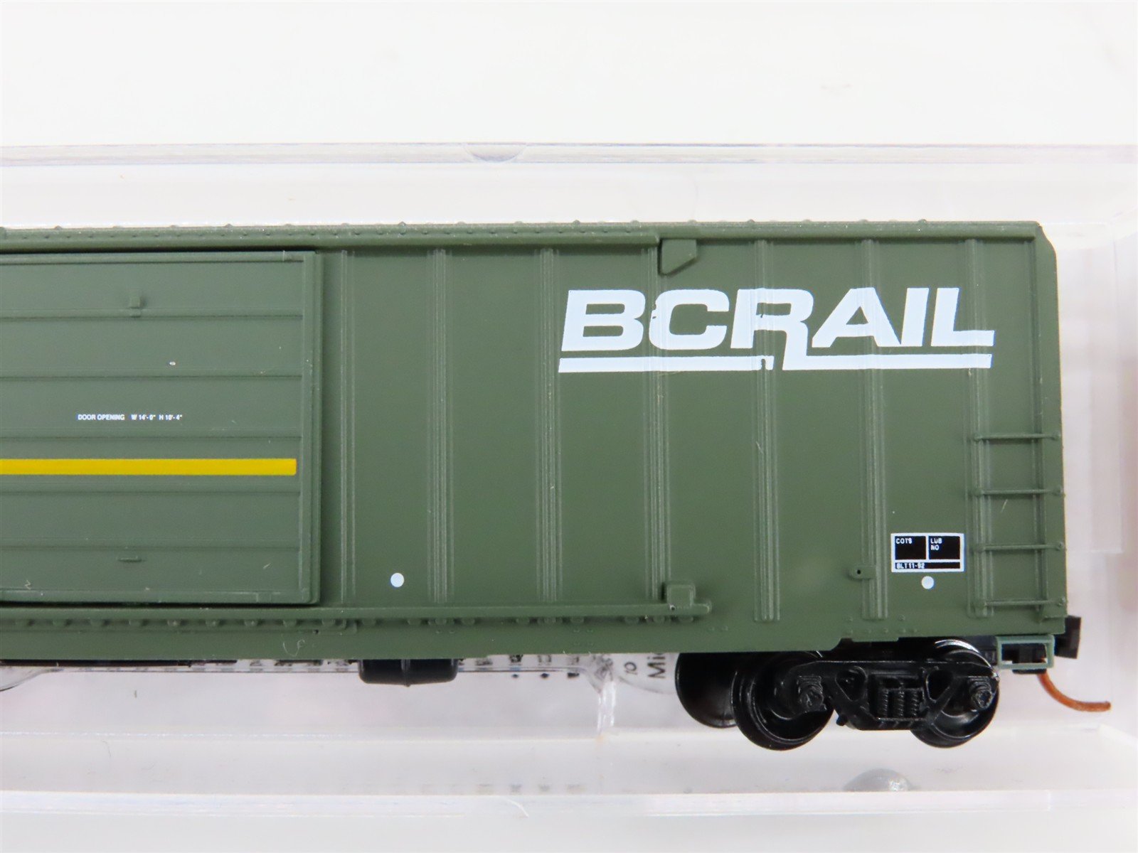 N Scale Micro-Trains MTL 02600050 BCOL BC Rail 50' Rib Side Box Car #100348