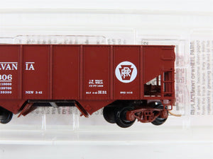 N Scale Micro-Trains MTL 56060 PRR Pennsylvania 33' 2-Bay Open Hopper #220306