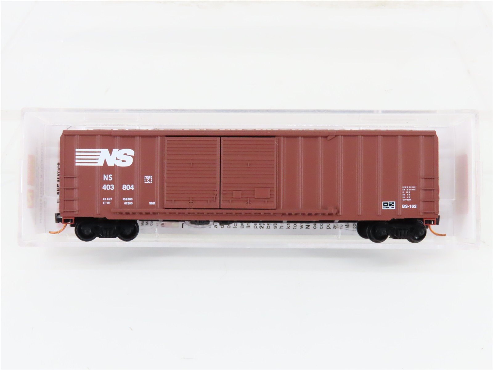 N Scale Micro-Trains MTL 03000220 NS Norfolk Southern 50' Box Car #403804