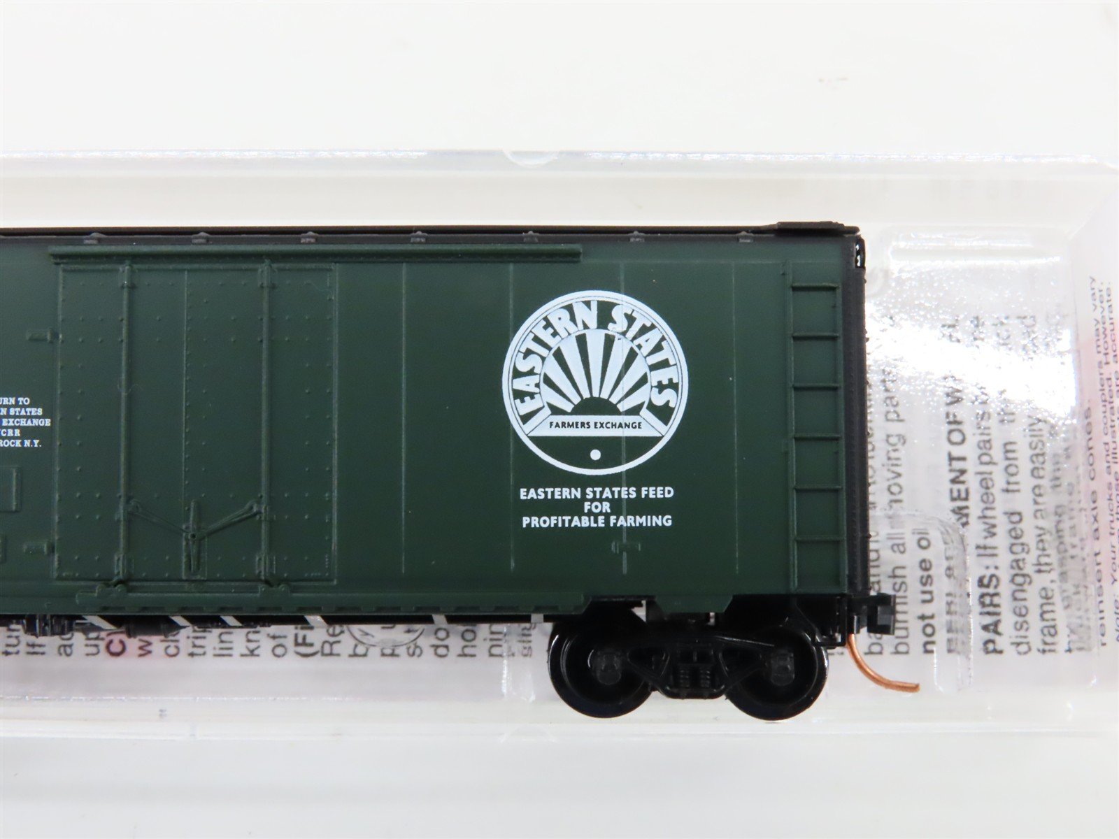 N Micro-Trains MTL 21420 ERDX Eastern States Farmers Exchange 40' Box Car #10060