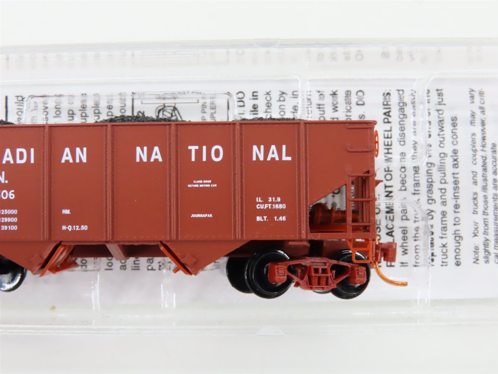 N Micro-Trains MTL 05600431 CN Canadian National 2-Bay Hopper #116506 w/ Load