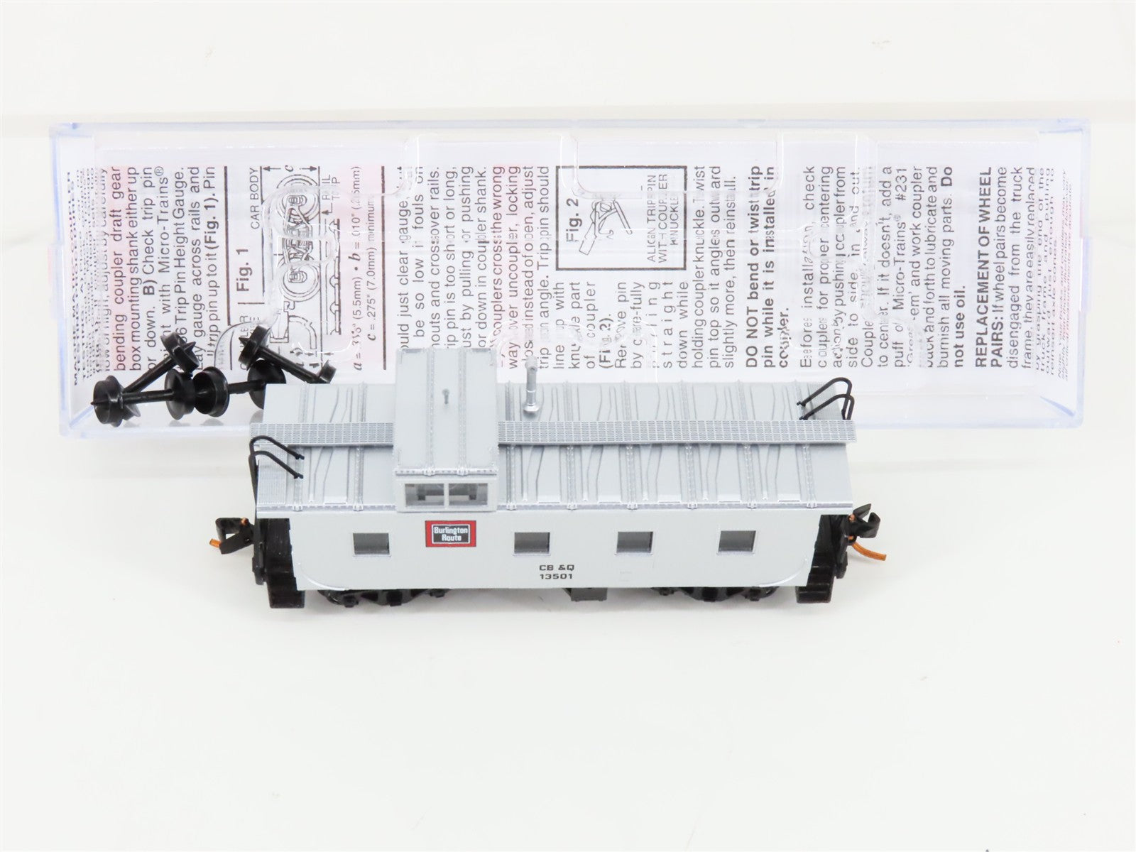 N Scale Micro-Trains MTL 10000290 CB&Q Burlington Route 36' Caboose #13501