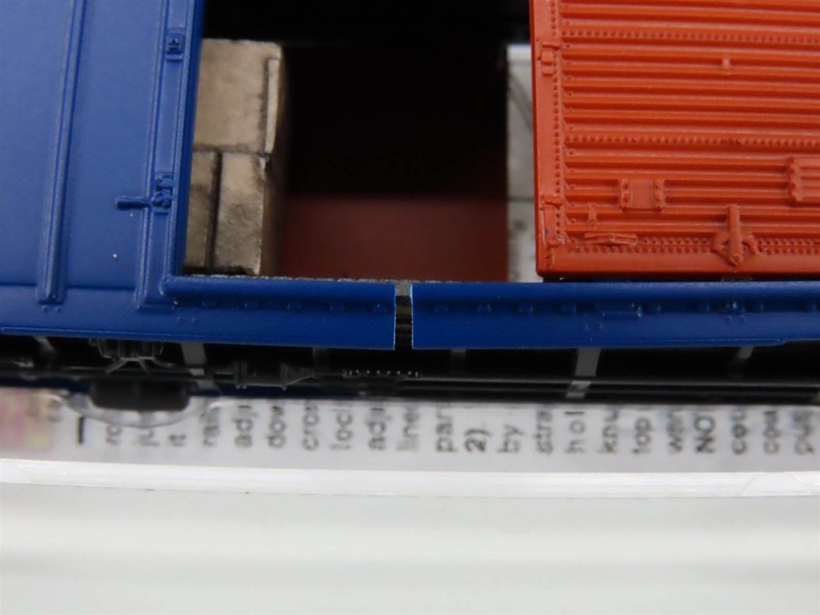 N Micro-Trains MTL 02500620 MRL Montana Rail Link 50' Box Car #20029 w/ Load