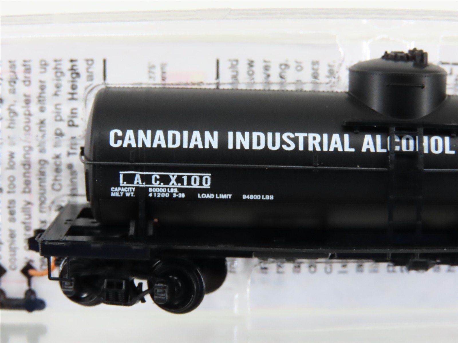 N Micro-Trains MTL 06500850 IACX Canadian Industrial Alcohol Single Dome Tankcar