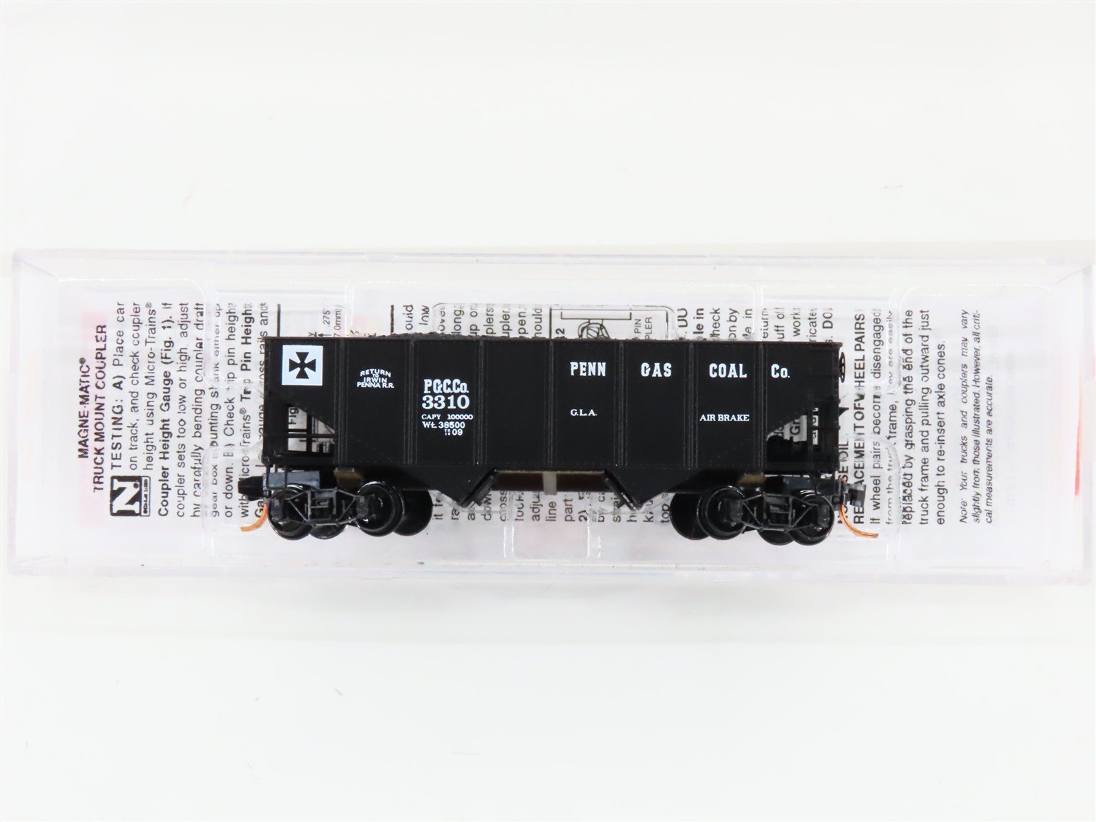 N Micro-Trains MTL 05600420 PGCCo Penn Gas Coal Co. 2-Bay Hopper #3310 w/ Load