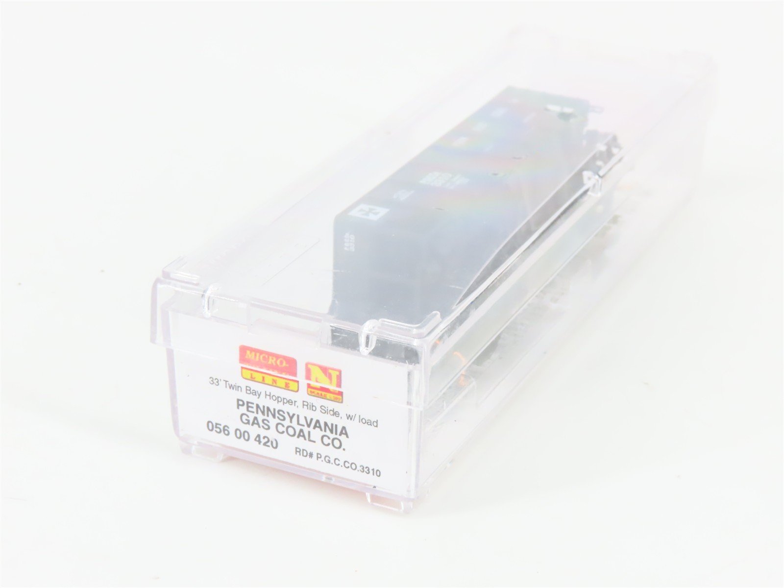 N Micro-Trains MTL 05600420 PGCCo Penn Gas Coal Co. 2-Bay Hopper #3310 w/ Load