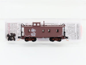 N Micro-Trains MTL 51230 MILW Milwaukee Road 34' Wood Sheathed Caboose #0345