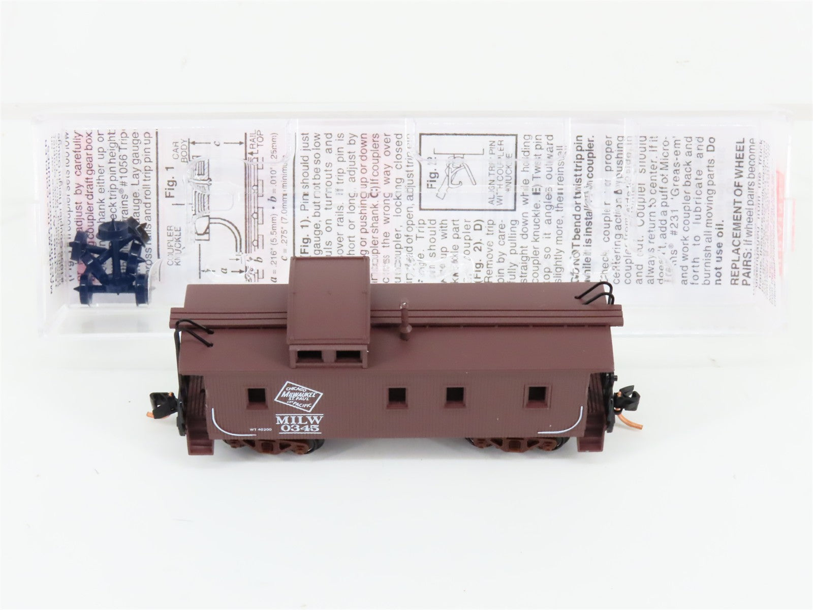 N Micro-Trains MTL 51230 MILW Milwaukee Road 34' Wood Sheathed Caboose #0345