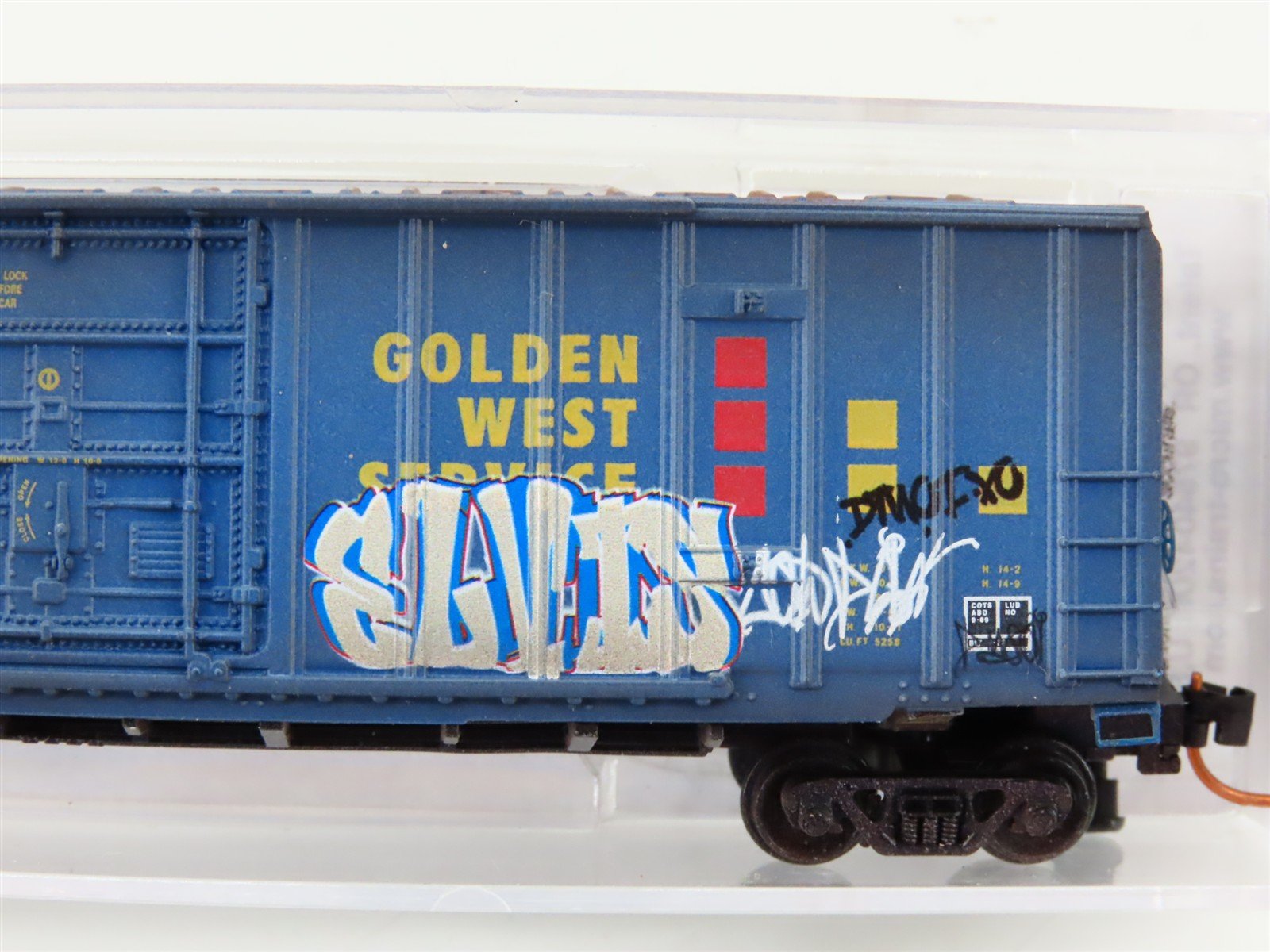 N Micro-Trains MTL 02752320 VCY Golden West Service 50' Boxcar 764821 w/Graffiti