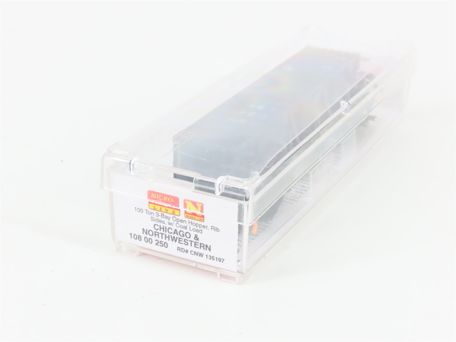 N Scale Micro-Trains MTL 10800250 CNW 3-Bay Hopper #135197 w/ Coal Load