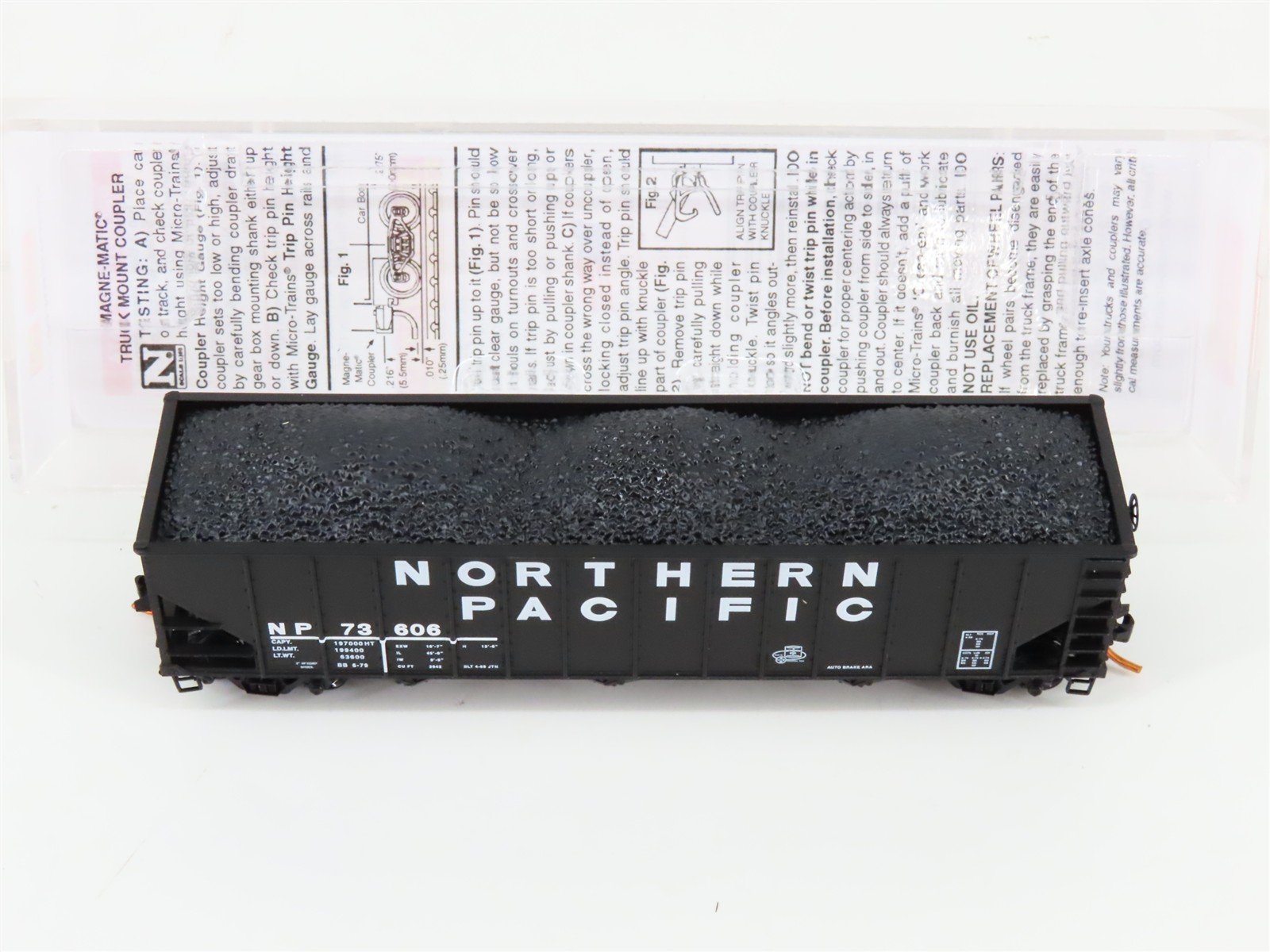 N Scale Micro-Trains MTL 10800211 NP Northern Pacific 3-Bay Hopper #73606 w/Load