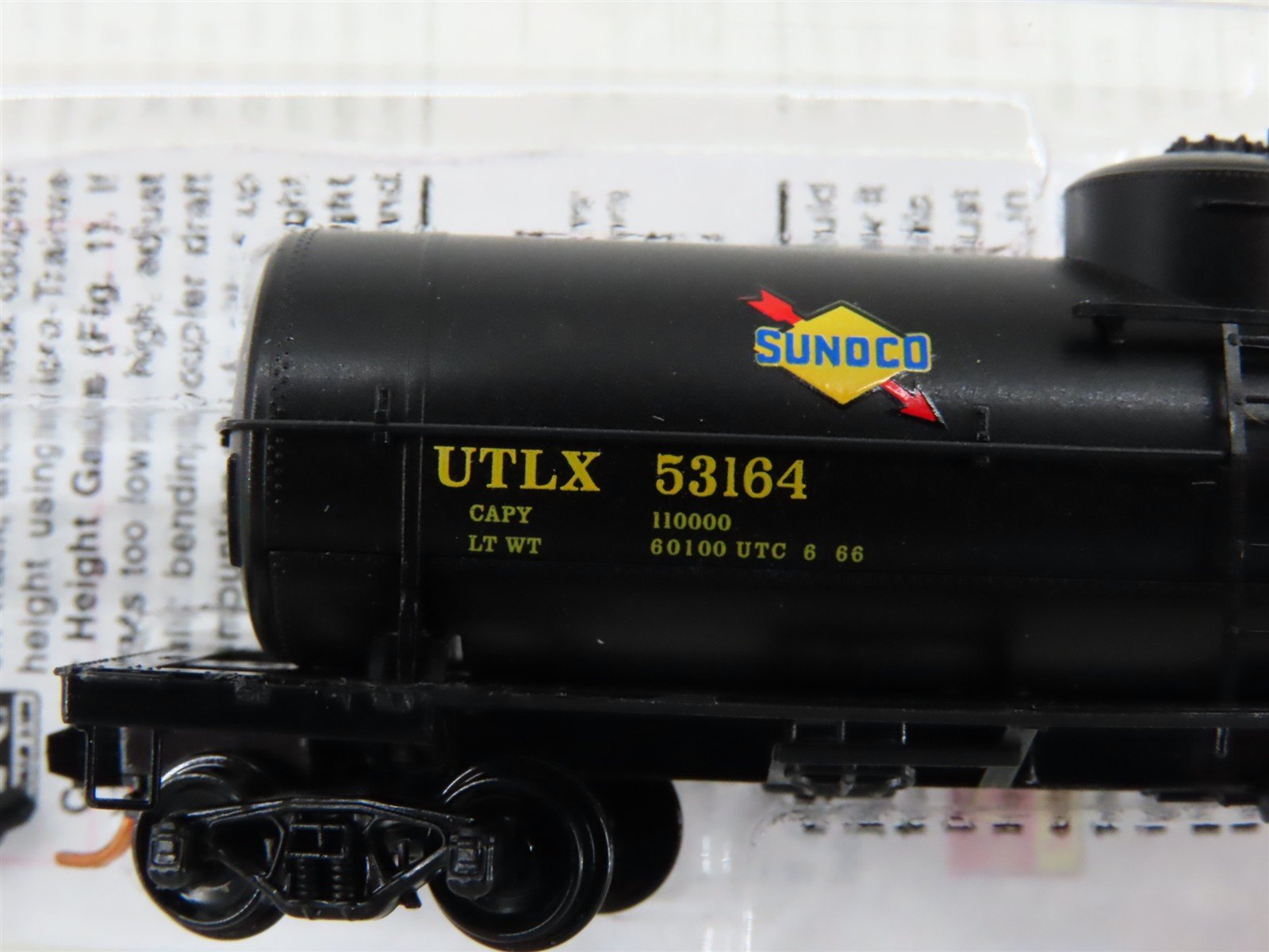 N Scale Micro-Trains MTL 06500691 UTLX Sunoco 39' Single Dome Tank Car #53164